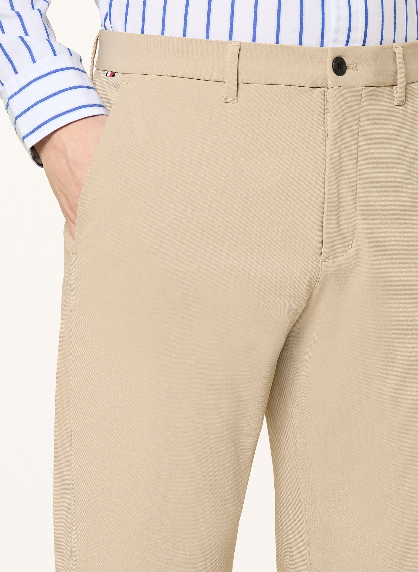 TOMMY HILFIGER DENTON Straight Fit Chinos: CAMEL