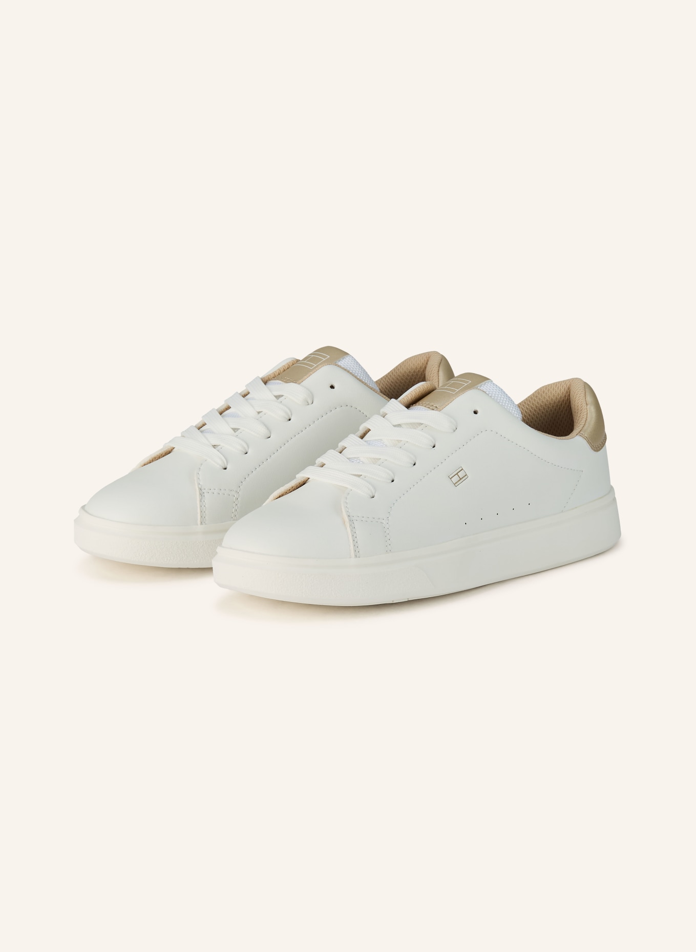 TOMMY HILFIGER sneaker: WHITE / GOLD