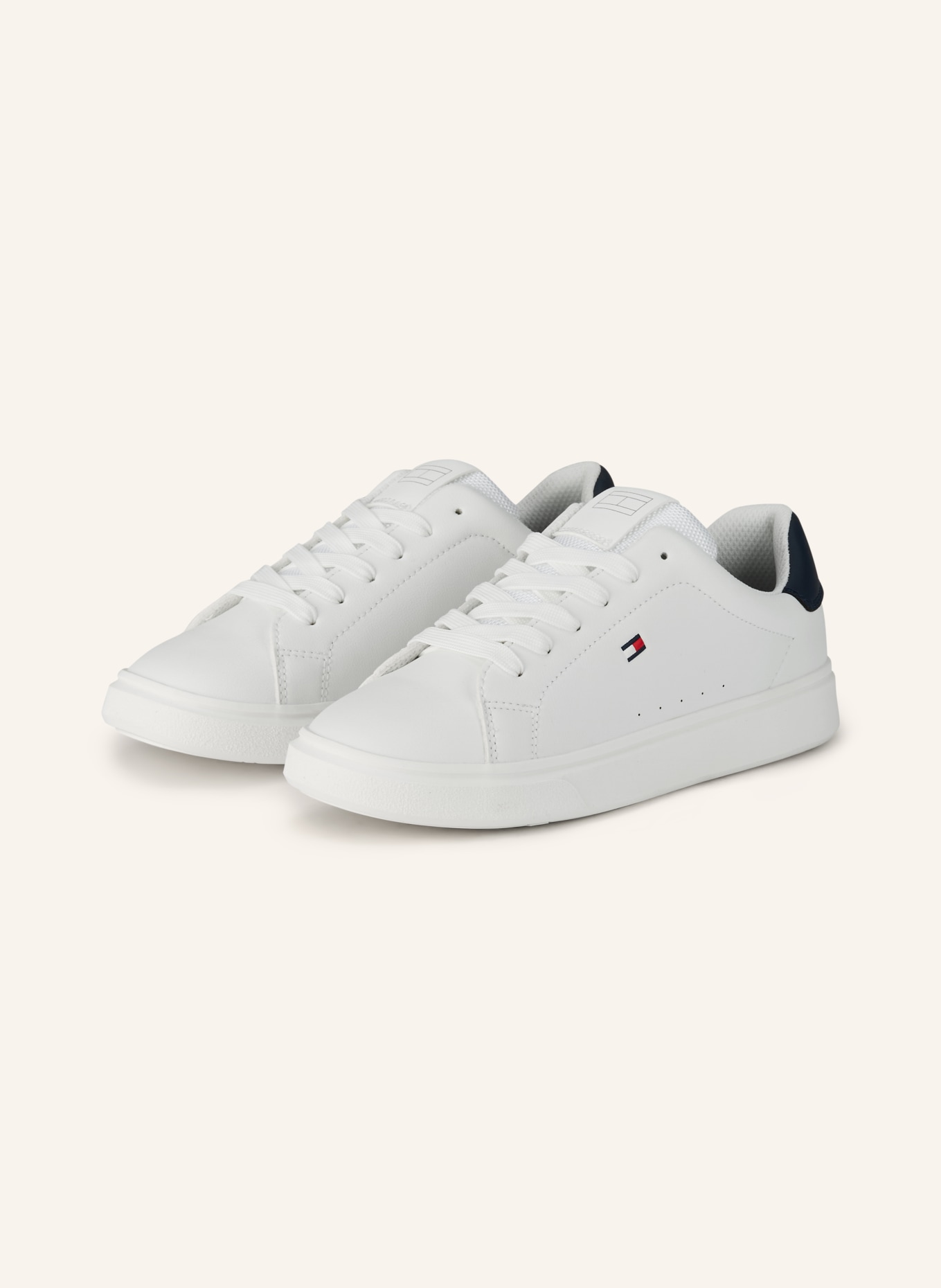 TOMMY HILFIGER sneaker: WHITE / BLACK