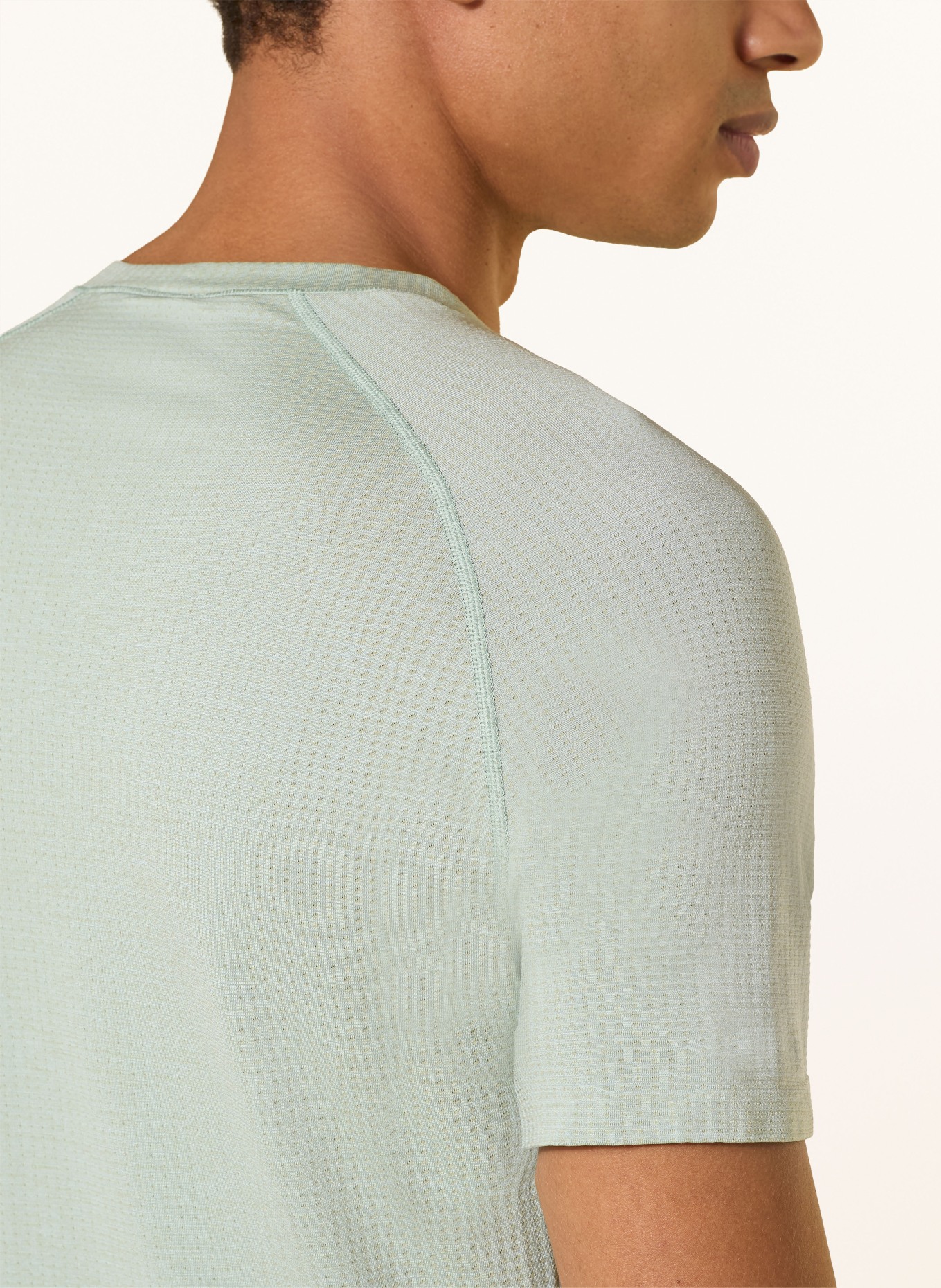 lululemon T-Shirt METAL VENT TECH SHORT SLEEVE 3.0: HELLGRÜN