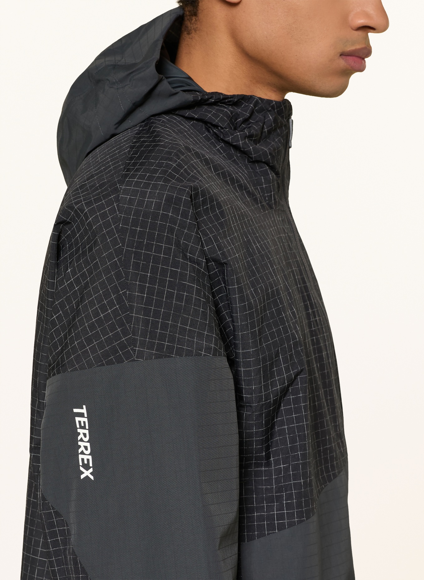 adidas TERREX T-Shirt MULTI GRAPHIC: SCHWARZ / GRAU / DUNKELGELB