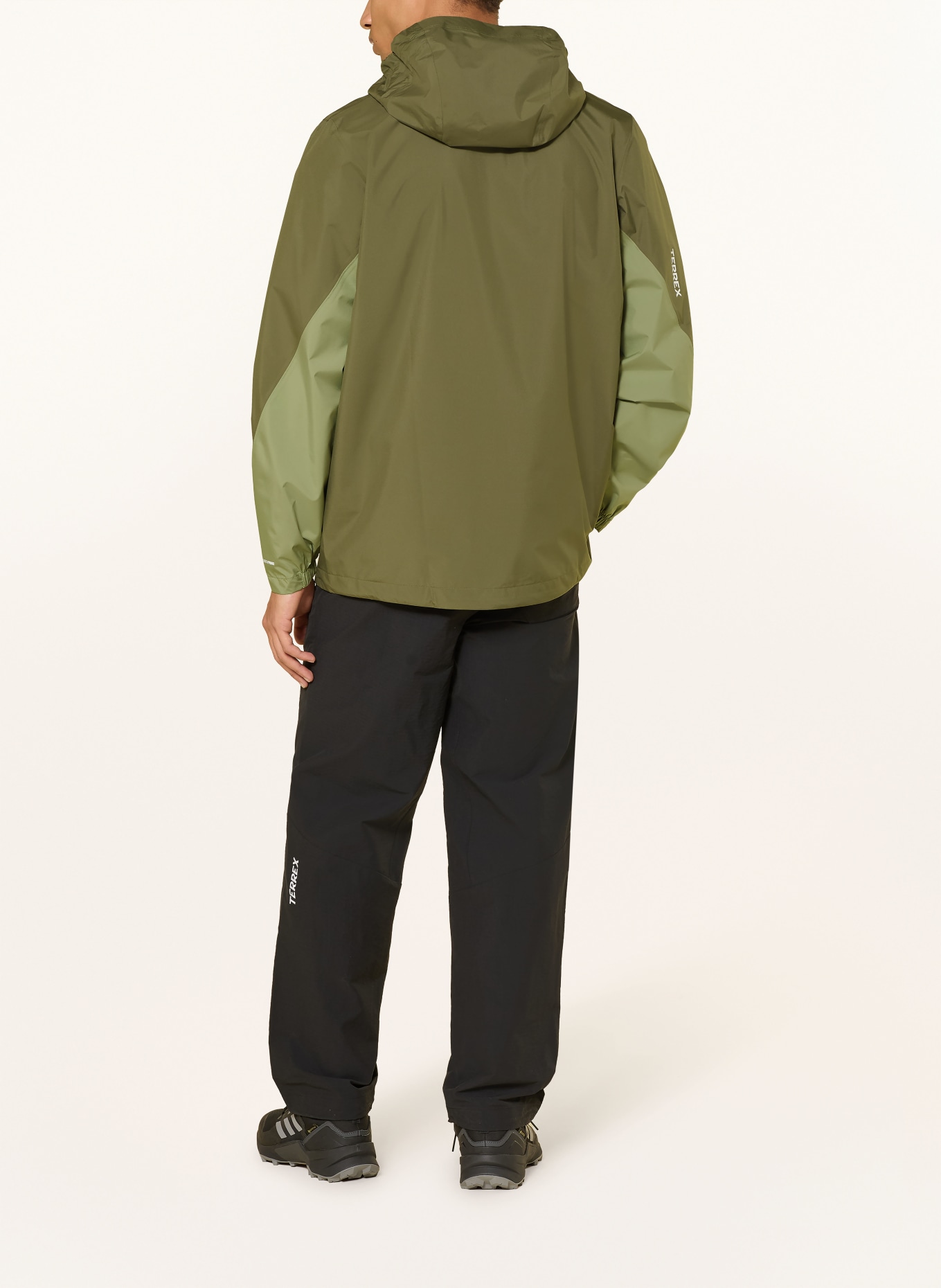adidas TERREX Funktionsjacke MULTI 2.5L RAIN.RDY: KHAKI / OLIV
