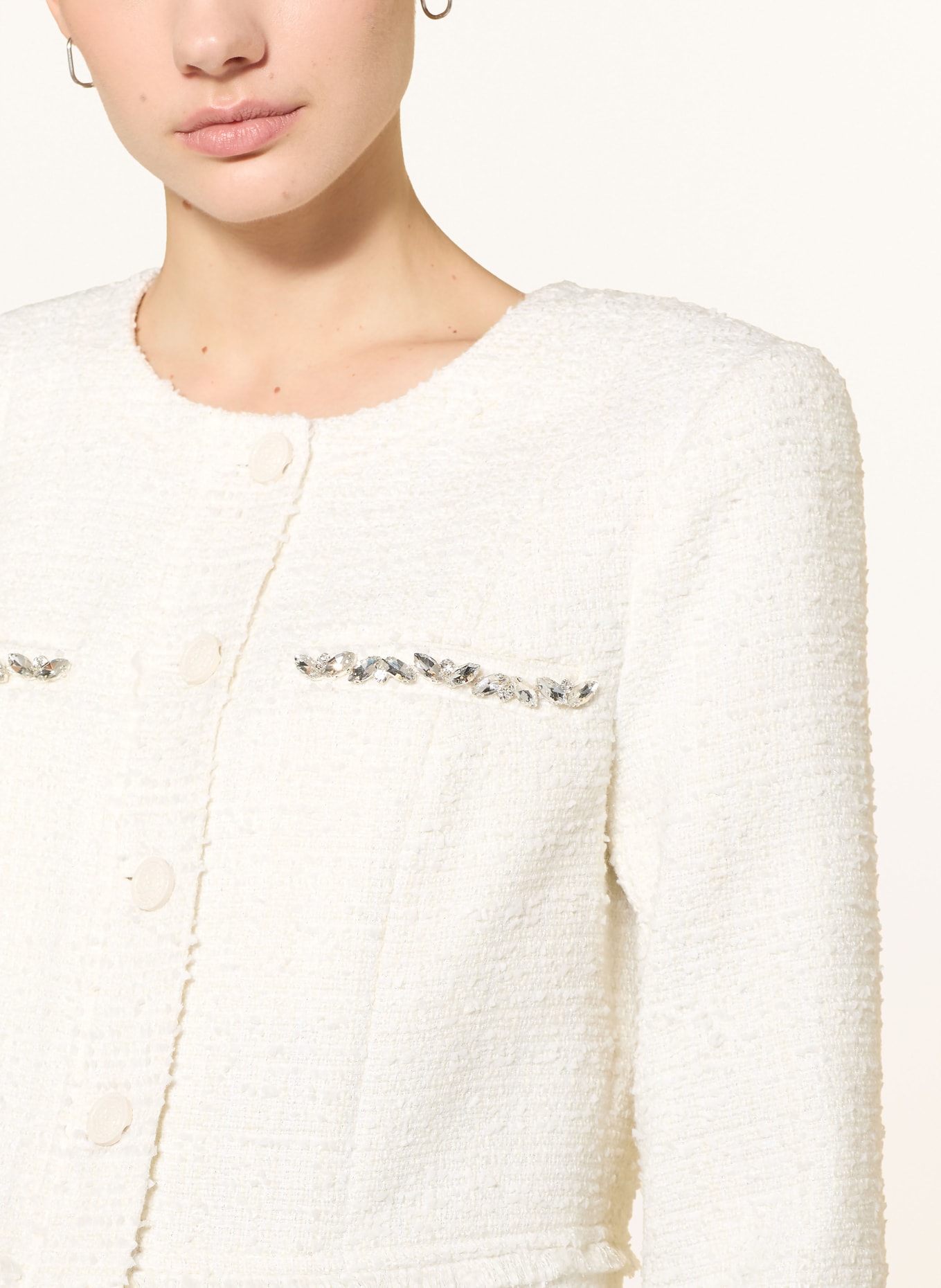 GUESS Tvídové sako CLOTHILDE s ozdobnými kameny a třpytivou nití: KRÉMOVÁ / STŘÍBRNÁ