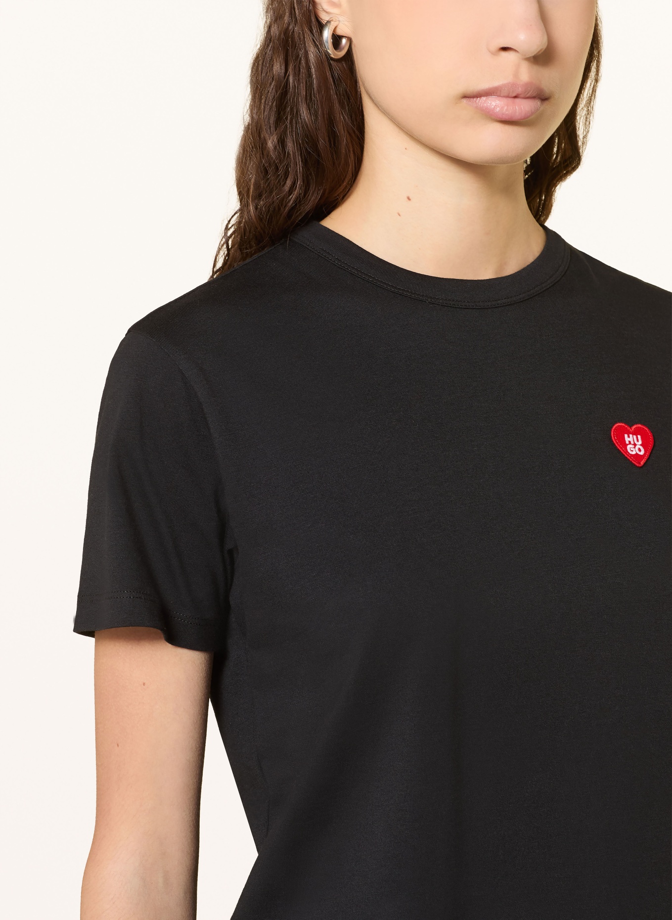 HUGO T-Shirt DAMACIA: SCHWARZ