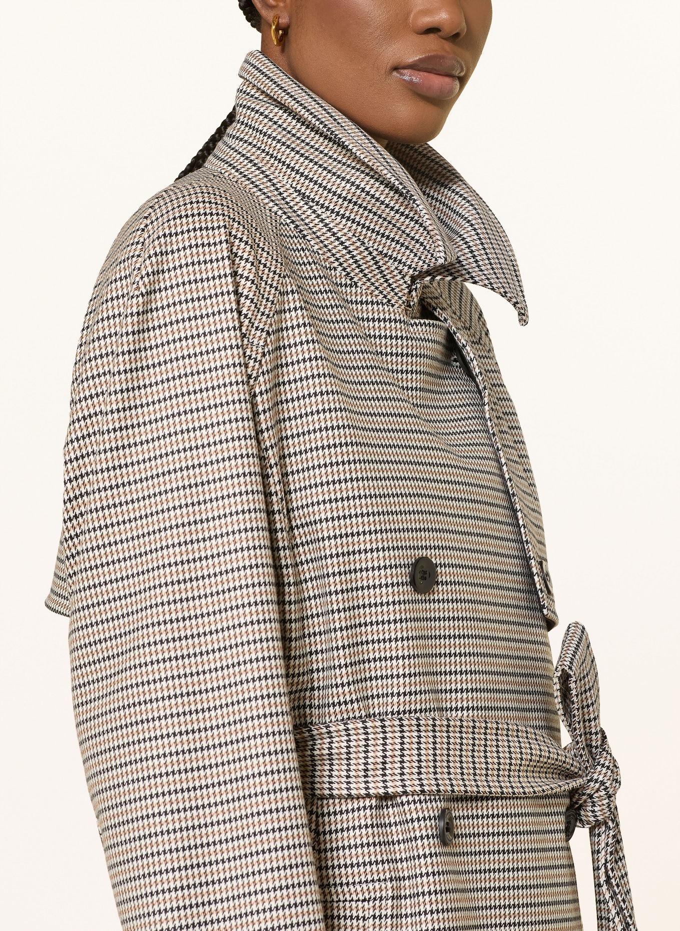 HUGO MESILLA trench coat: CREAM / BEIGE / BLACK