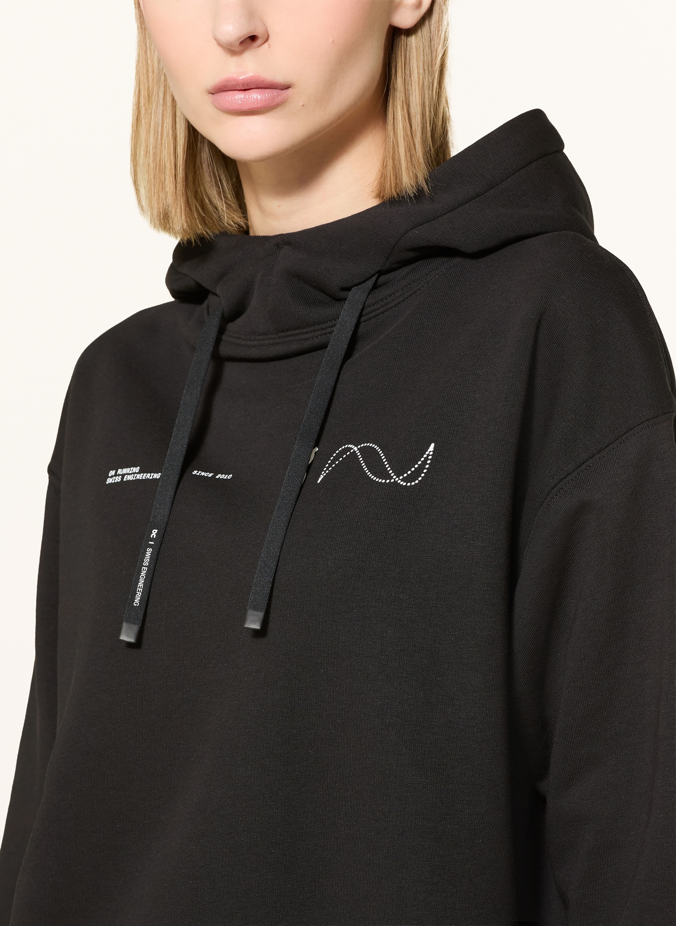 On Hoodie CLUB AVANT: SCHWARZ