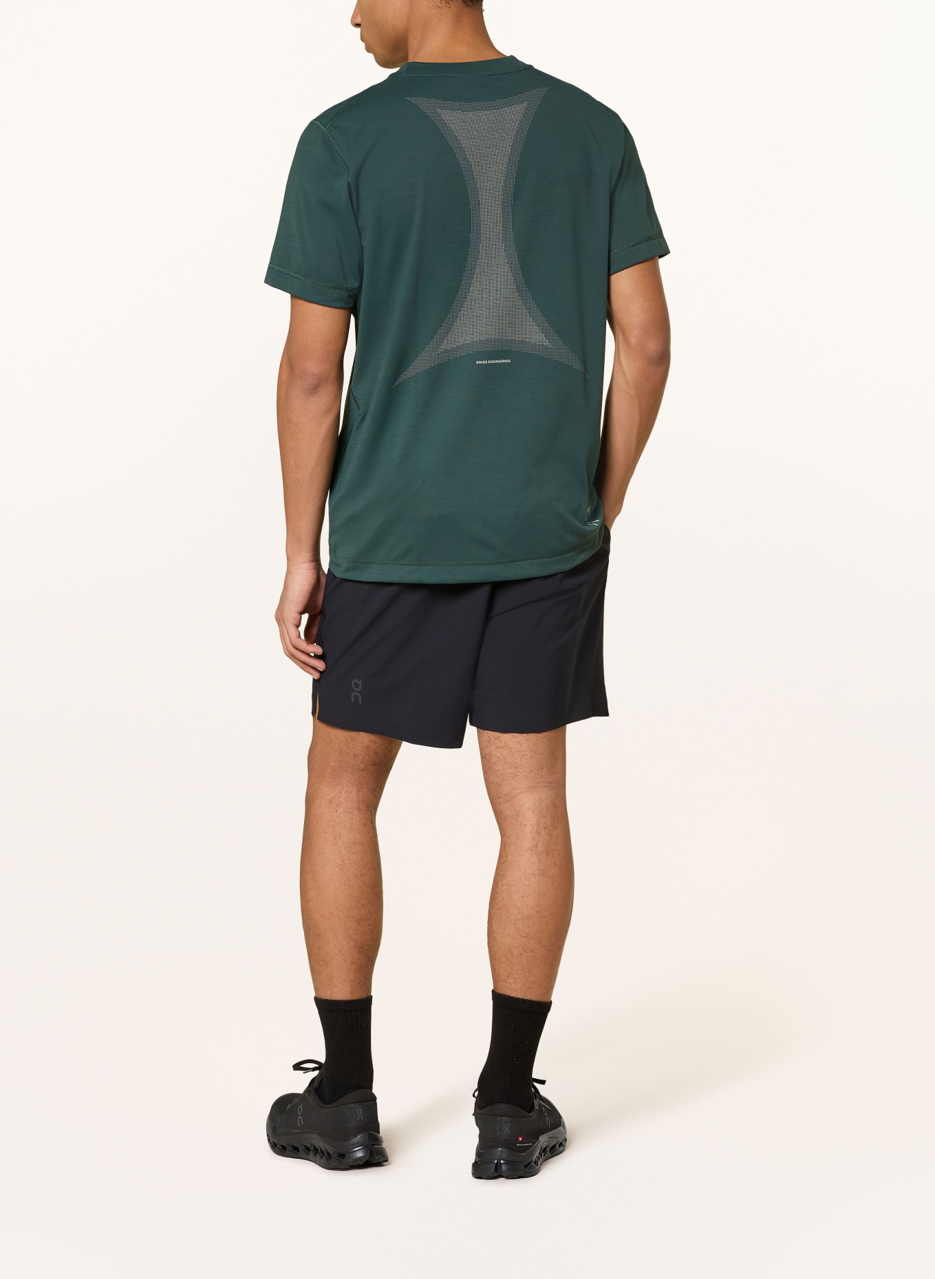 On Trainingsshorts FOCUS: SCHWARZ