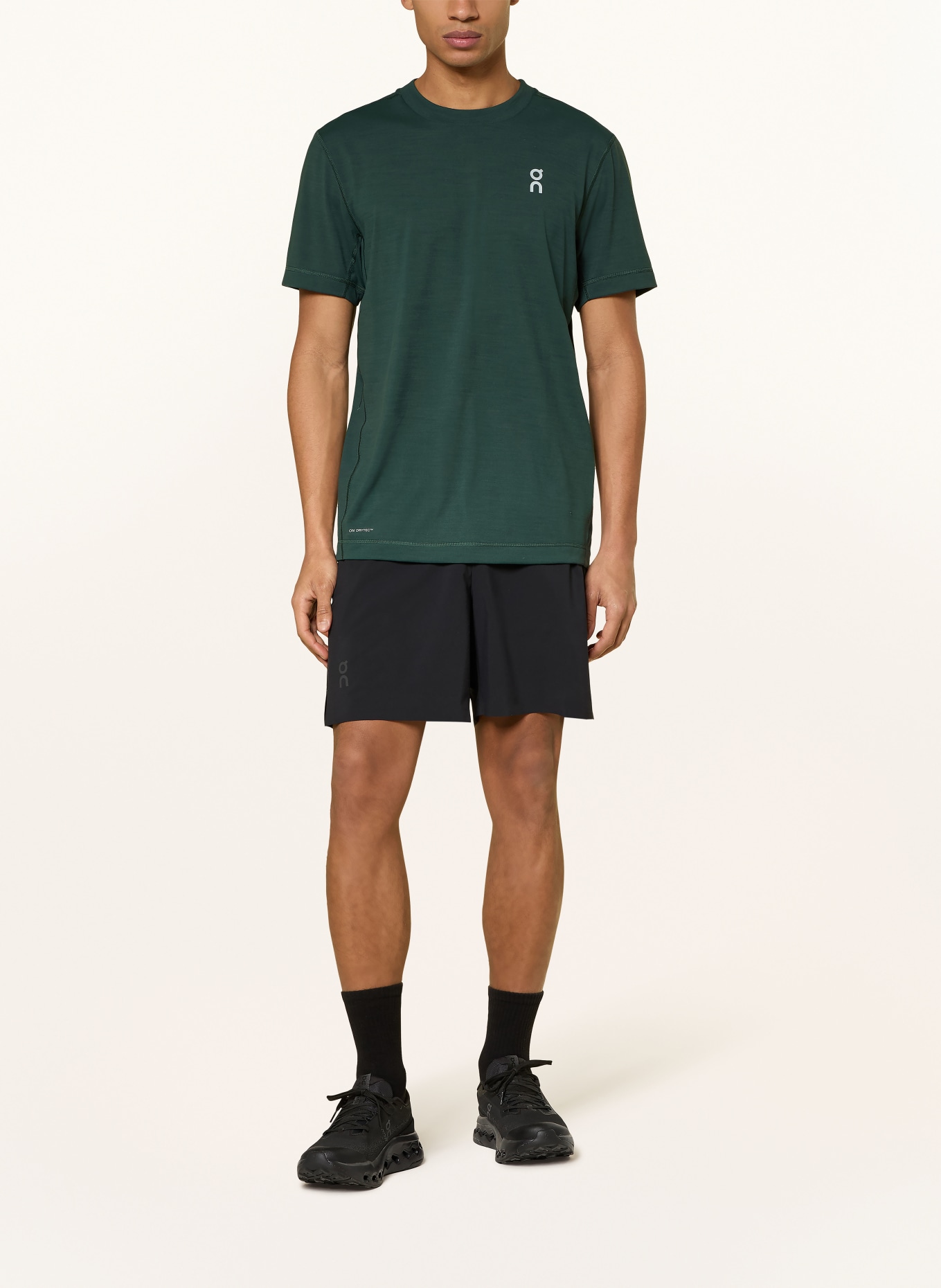 On Funktionsshirt TRAIN-T: DUNKELGRÜN
