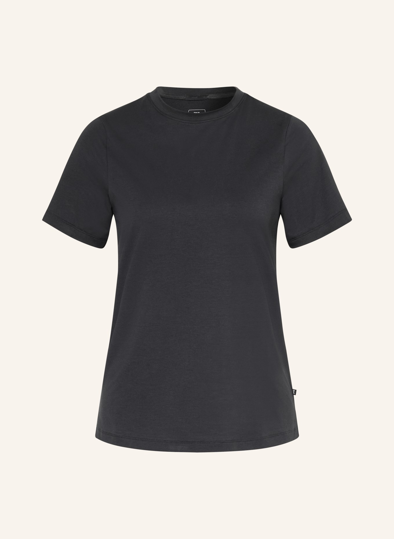 On T-Shirt FOCUS-T: SCHWARZ