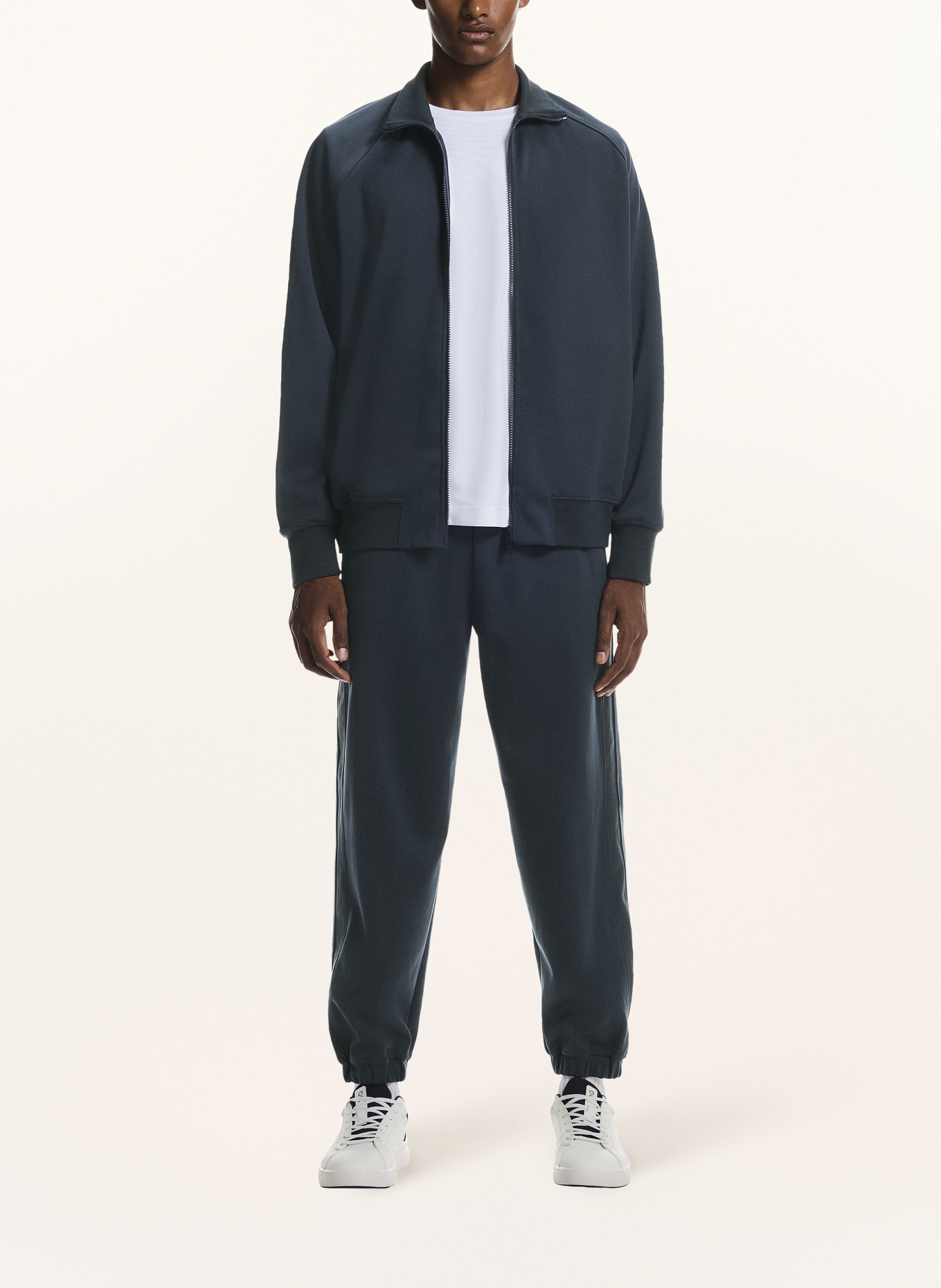 On Sweatpants COURTSIDE: DUNKELBLAU / SCHWARZ