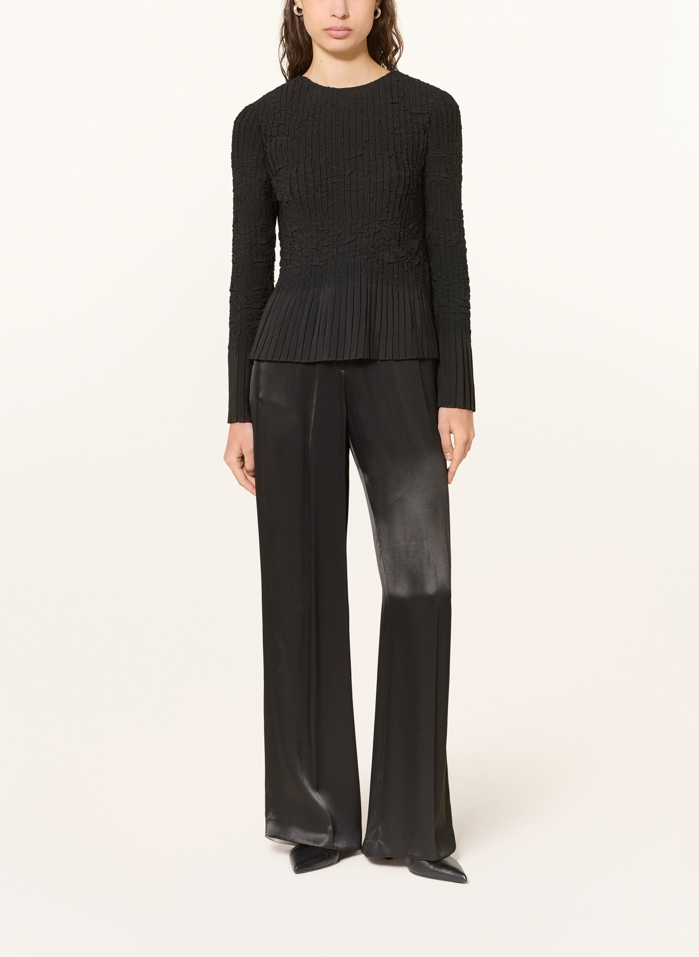 BOSS Blůza BOPPAR s plisováním: ČERNÁ