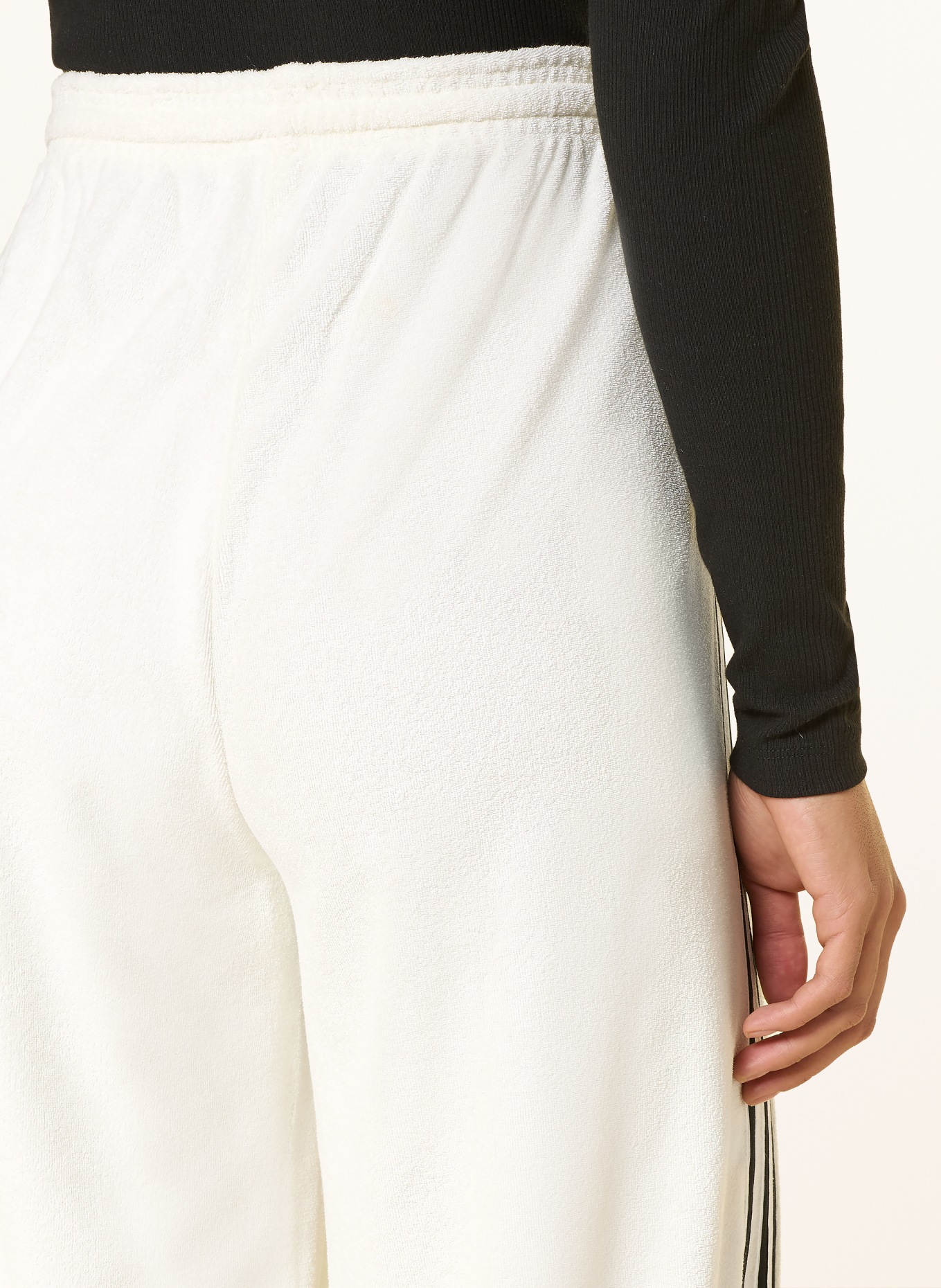 adidas Originals Track Pants TERRY TOWEL FIREBIRD aus Frottee: ECRU / SCHWARZ