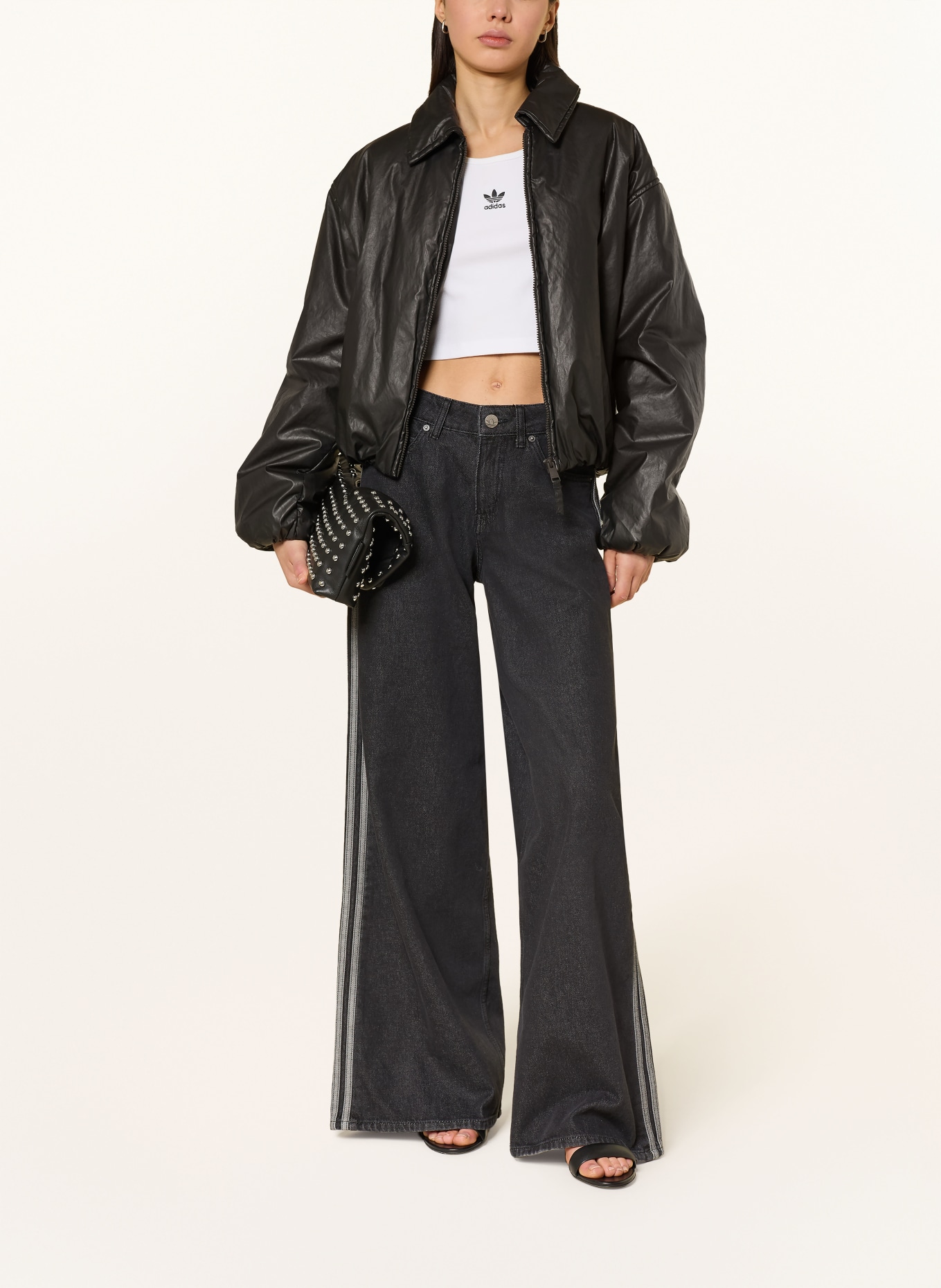 adidas Originals Wide Leg Jeans FIREBIRD mit Galonstreifen: TRUBLC