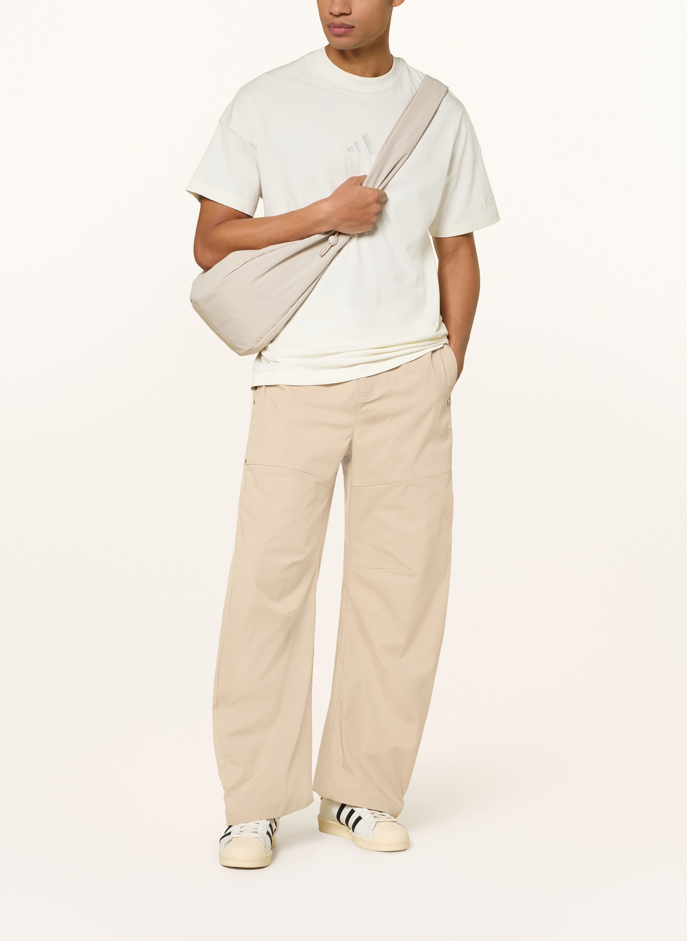 adidas Originals Spodnie PREMIUM ESSENTIALS Loose Fit: BEŻOWY