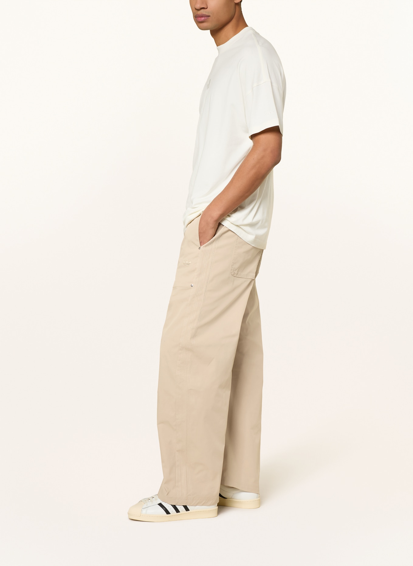 adidas Originals Spodnie PREMIUM ESSENTIALS Loose Fit: BEŻOWY