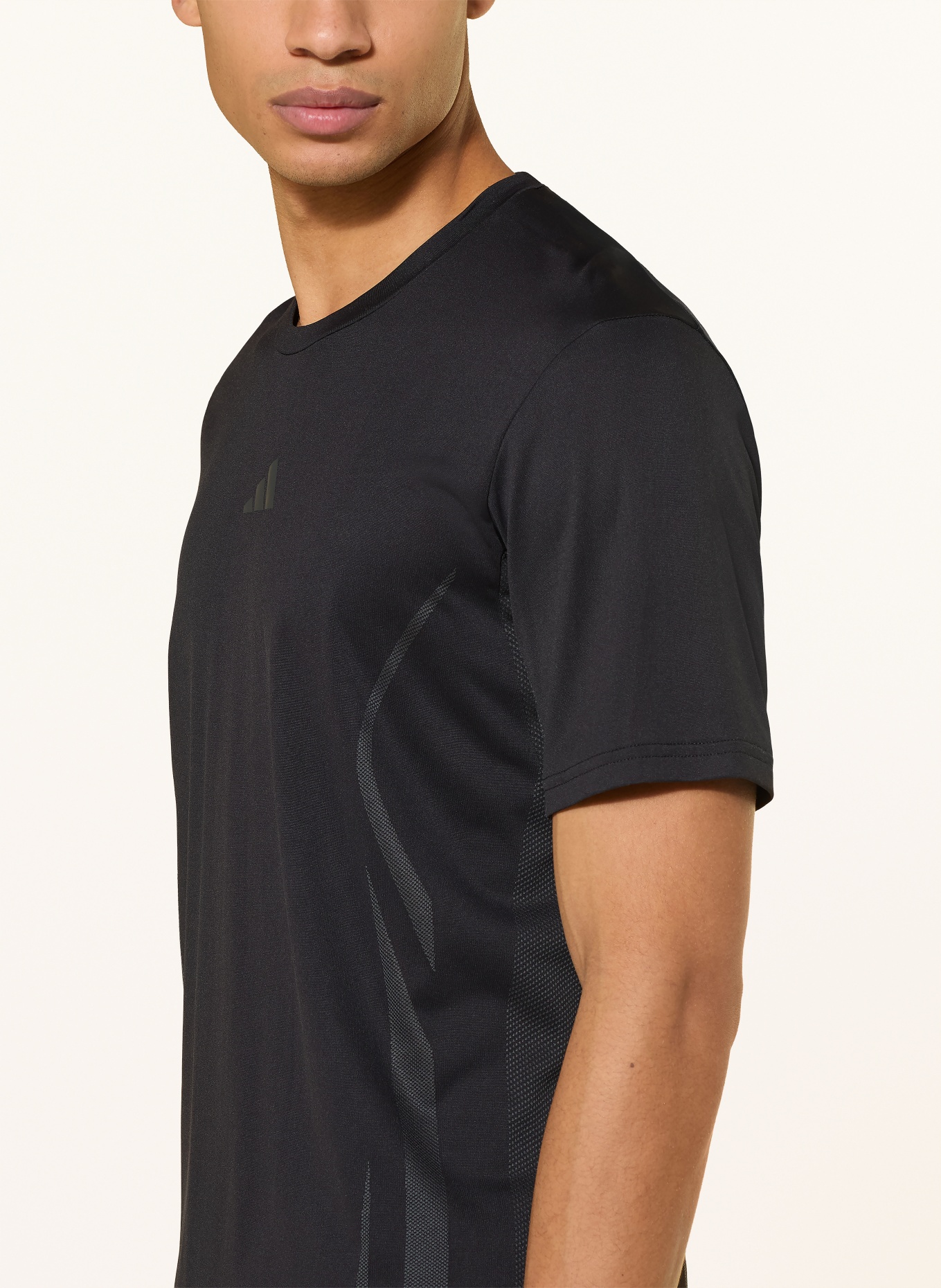 adidas T-Shirt AIRCHILL: SCHWARZ / DUNKELGRAU