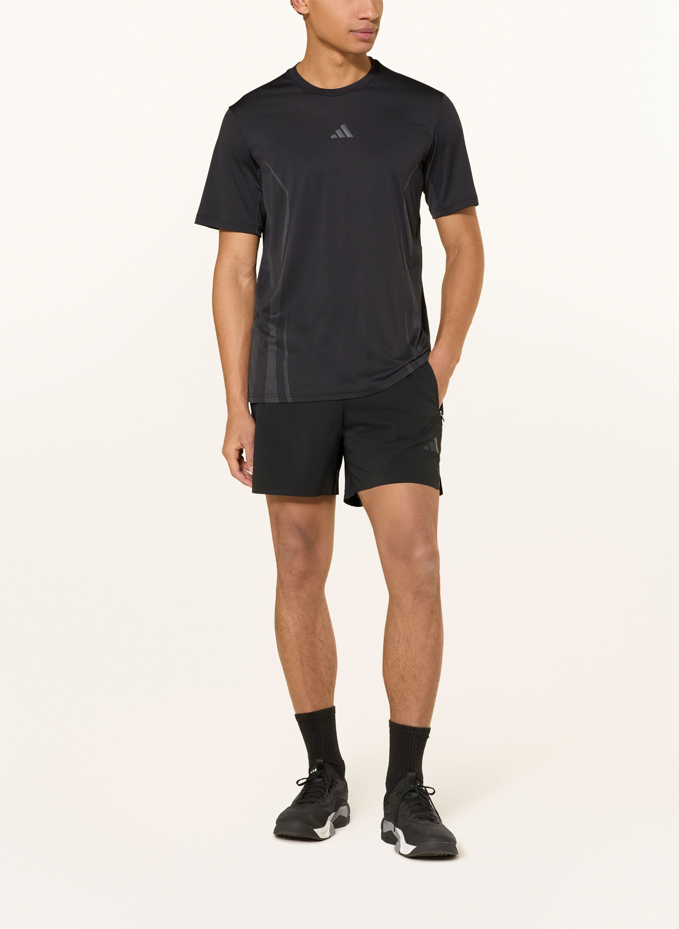 adidas Trainingsshorts AIRCHILL: SCHWARZ