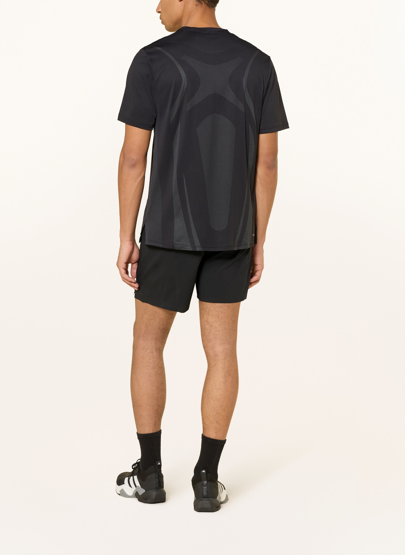 adidas Trainingsshorts AIRCHILL: SCHWARZ