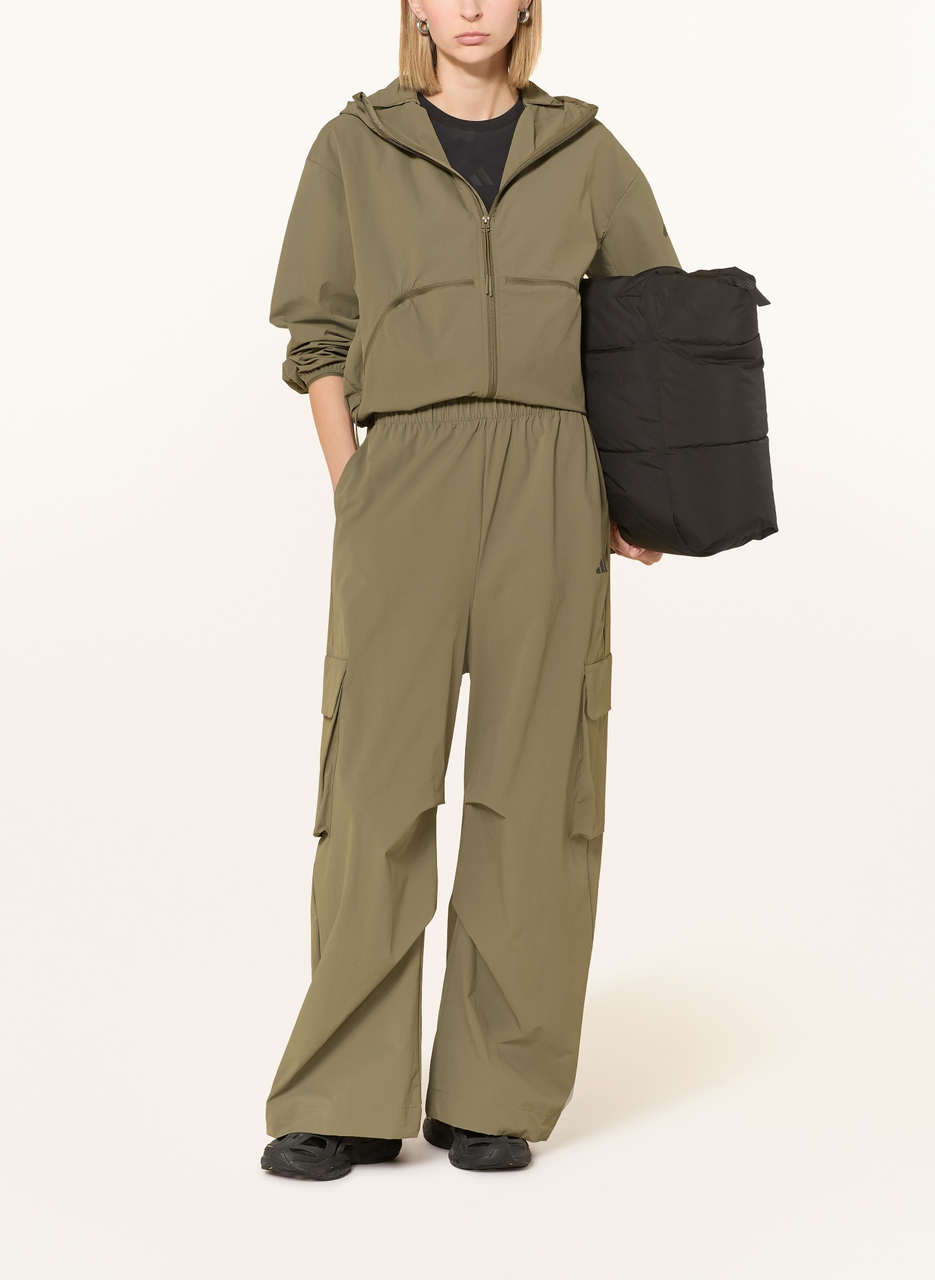 adidas Cargo pants CITY TECH HERO: OLIVE