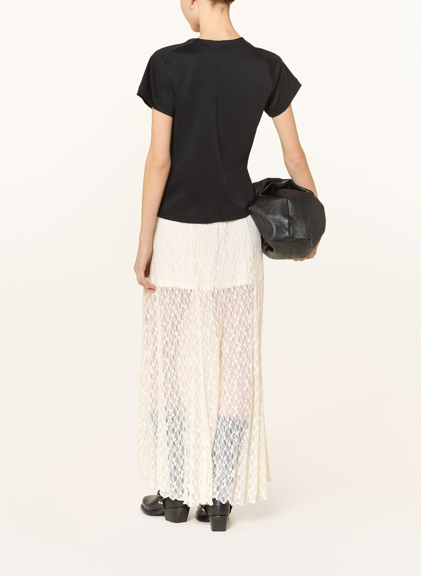 adidas Tričko SOFT LUX: ČERNÁ