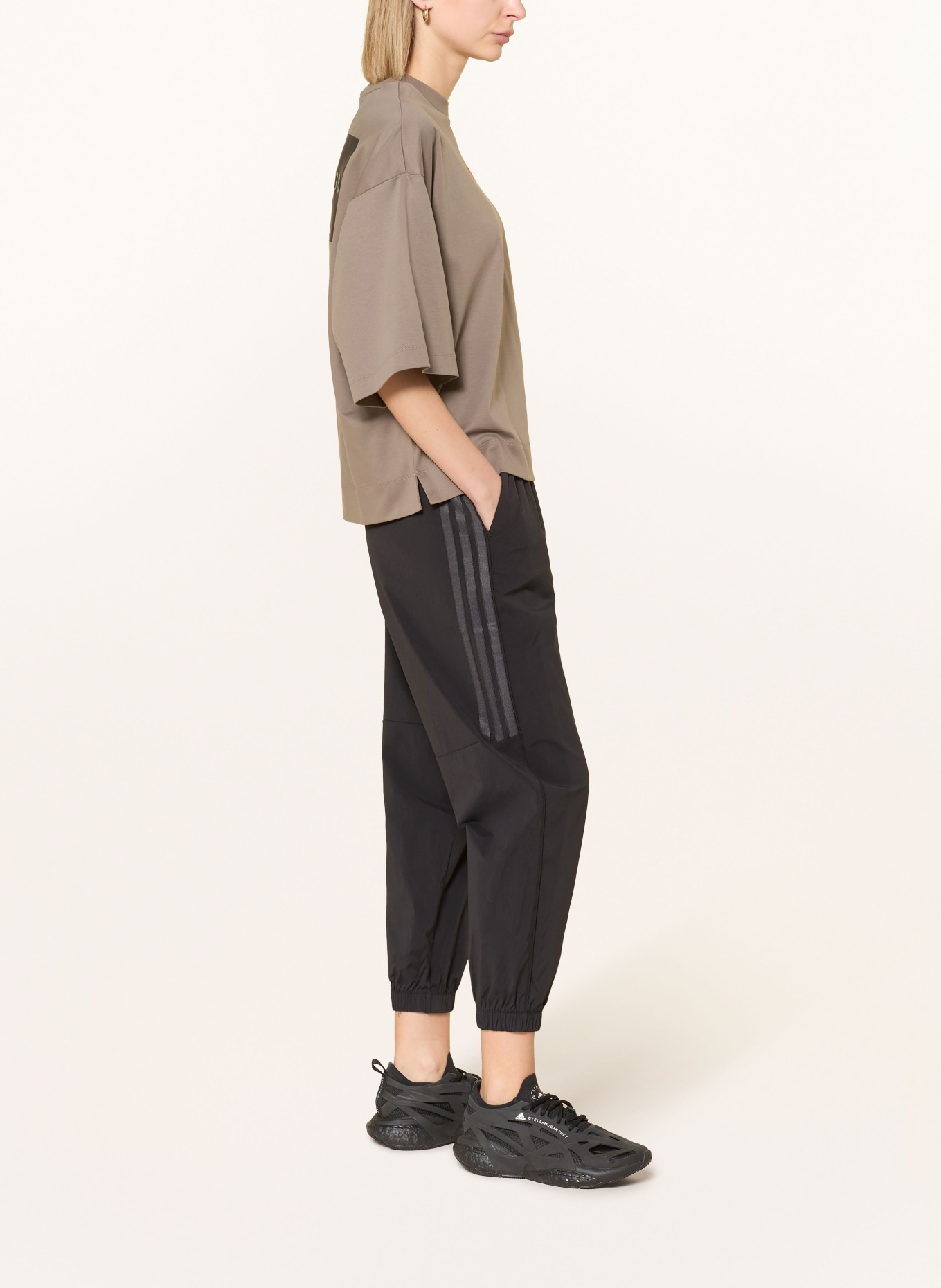 adidas Pantalon d'entraînement AUDI FORMULA ONE TEAM ENGINEERS &amp; MARKETING: NOIR