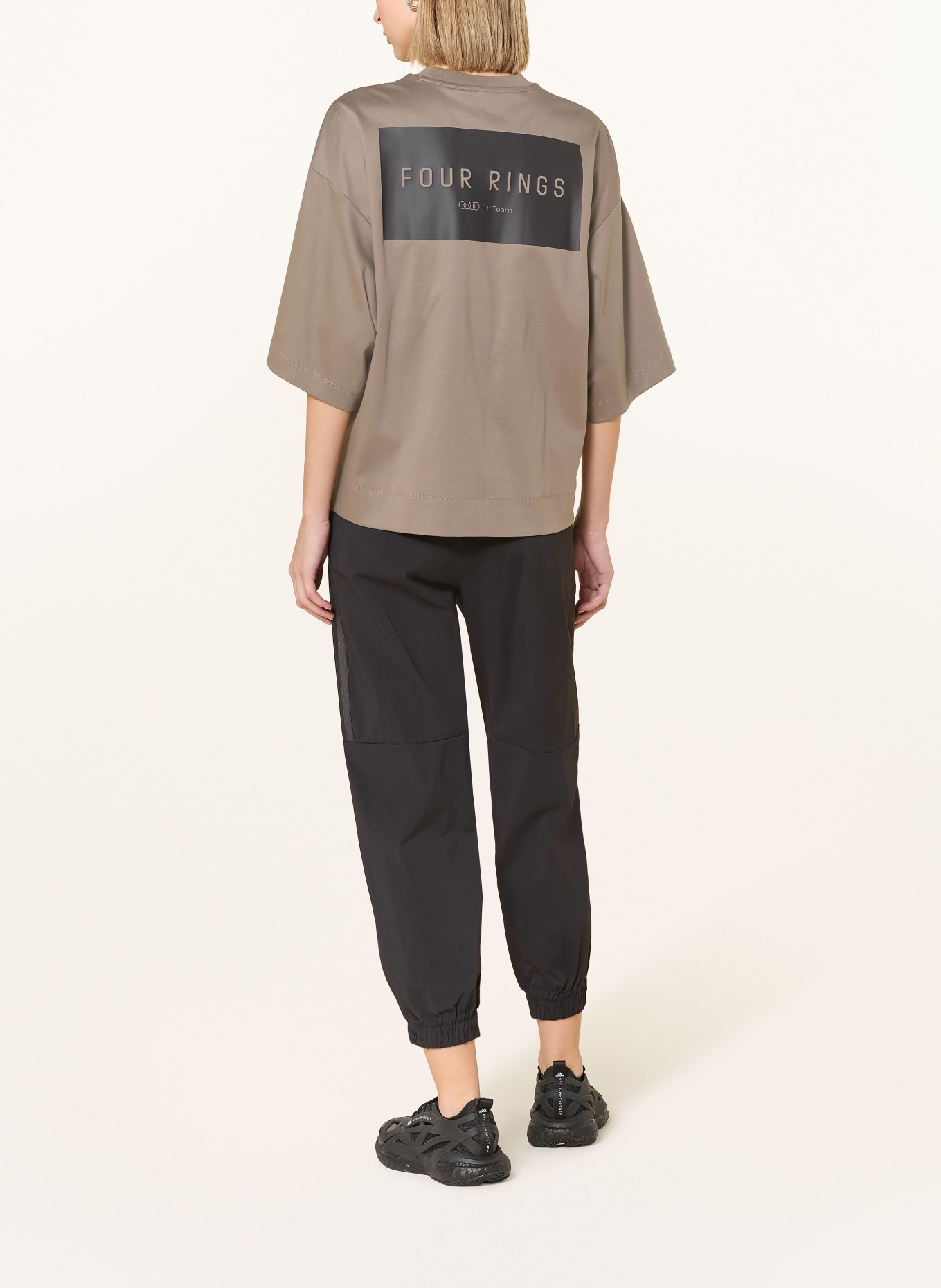 adidas Koszulka AUDI FORMULA ONE TEAM ELEVATED GRAPHIC: KHAKI