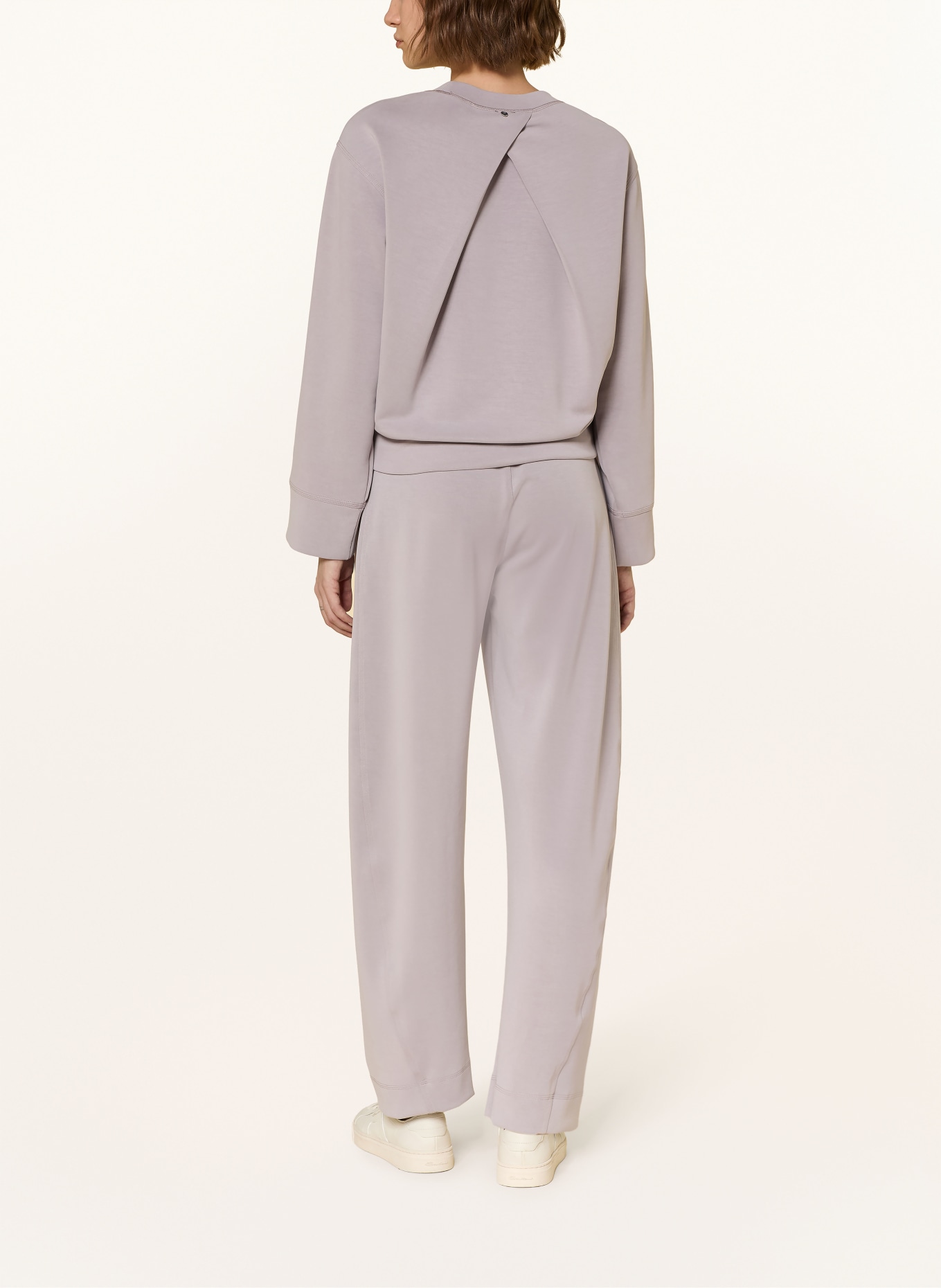 BOSS Spodnie dresowe ELUXEY: JASNOFIOLETOWY