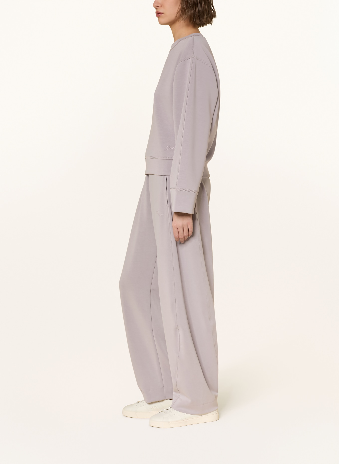 BOSS Spodnie dresowe ELUXEY: JASNOFIOLETOWY