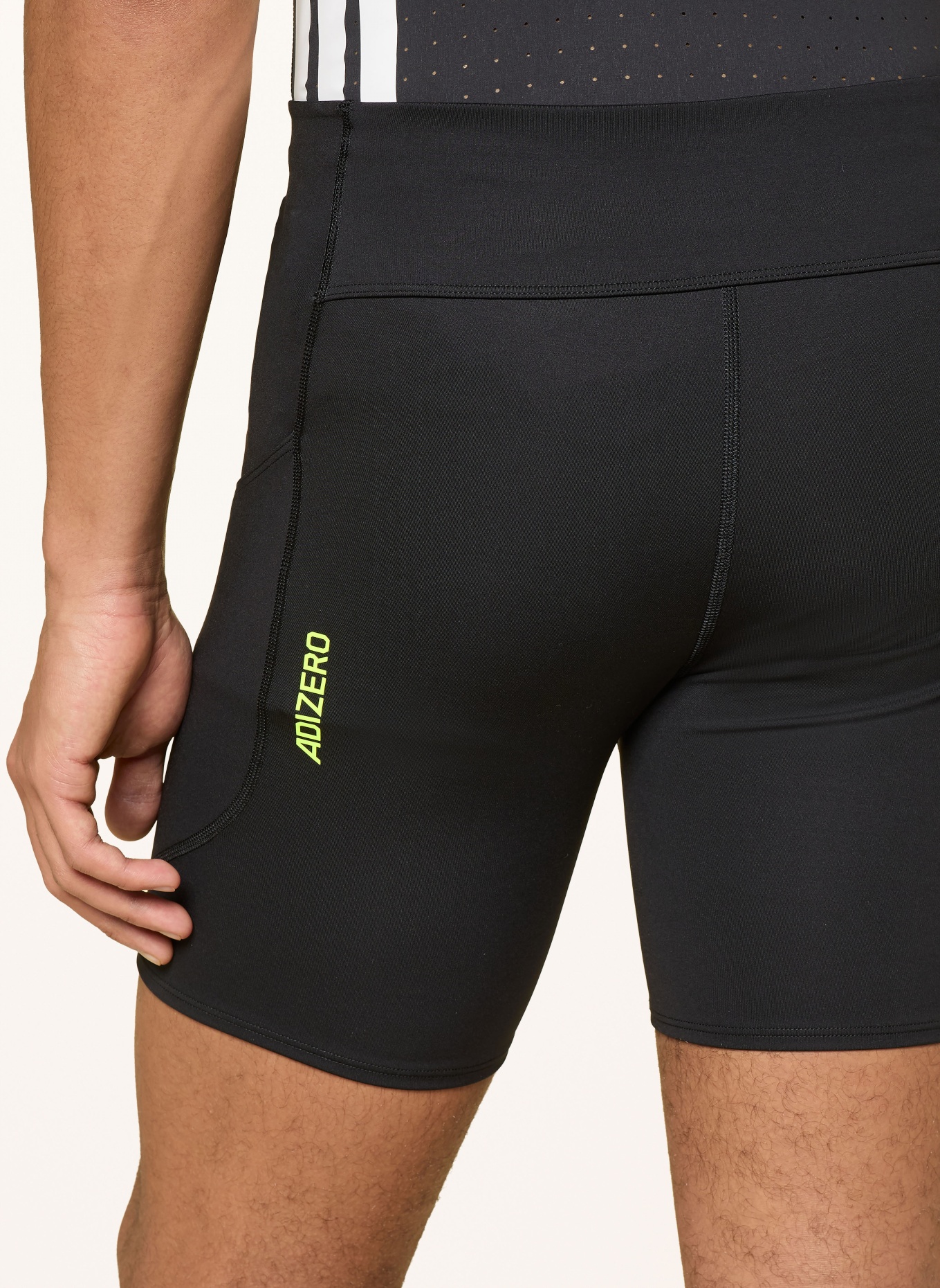 adidas Spodenki do biegania ADIZERO S TGT: CZARNY