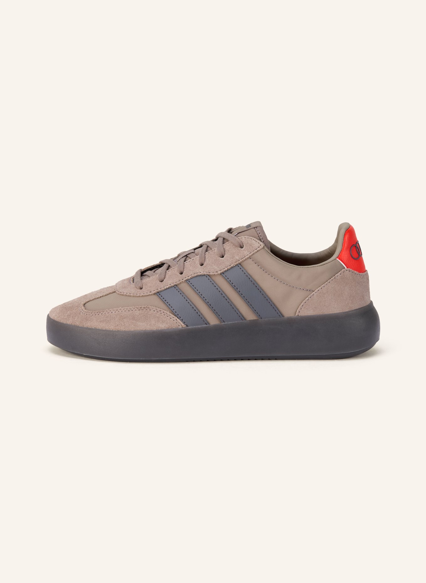 adidas Sneaker BARREDA DECODE AUDI: GRAU / DUNKELGRAU / ROT
