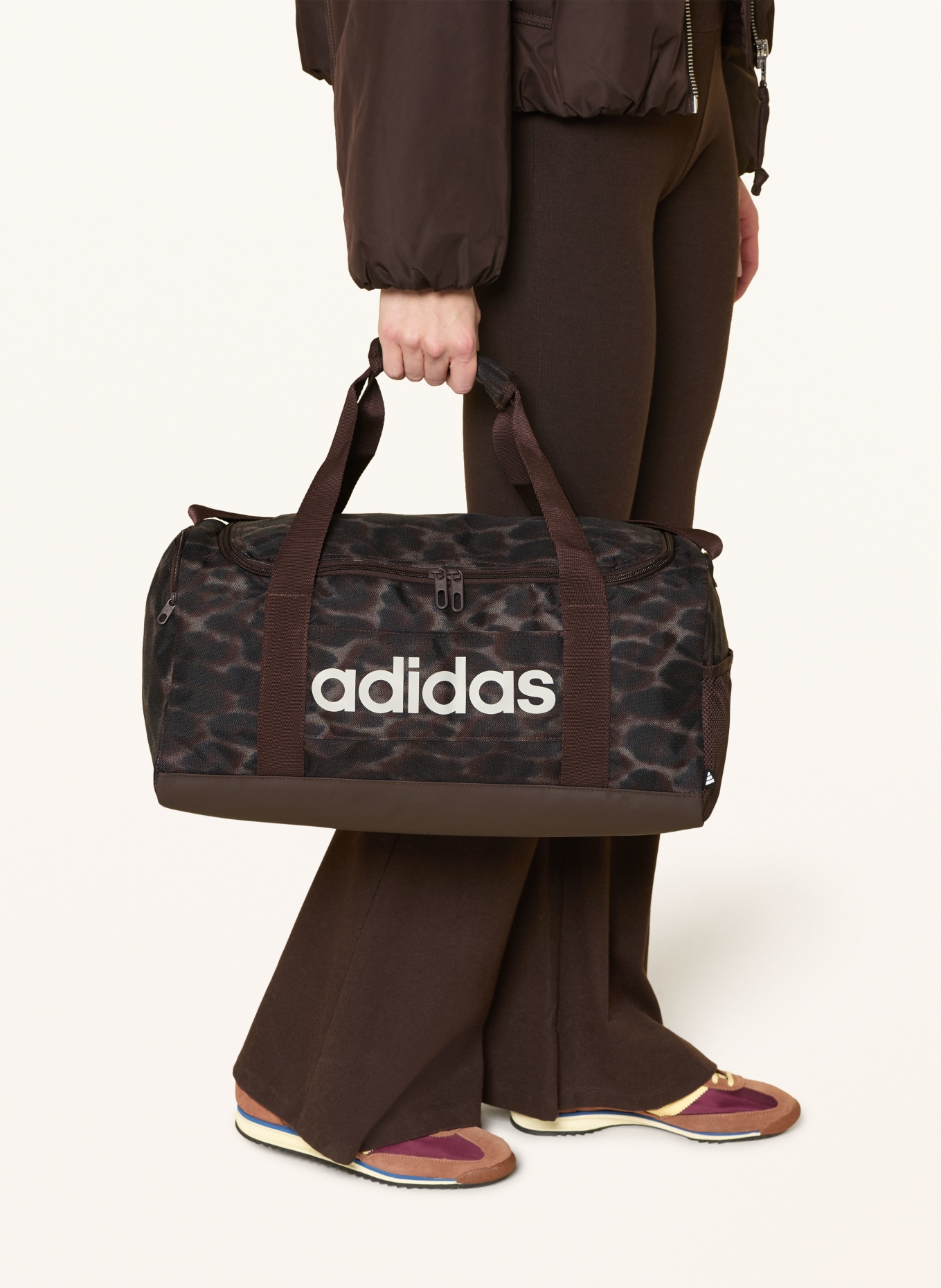 adidas Sporttasche LINEAR GRAPHIC DUFFEL SMALL: DUNKELBRAUN / BRAUN