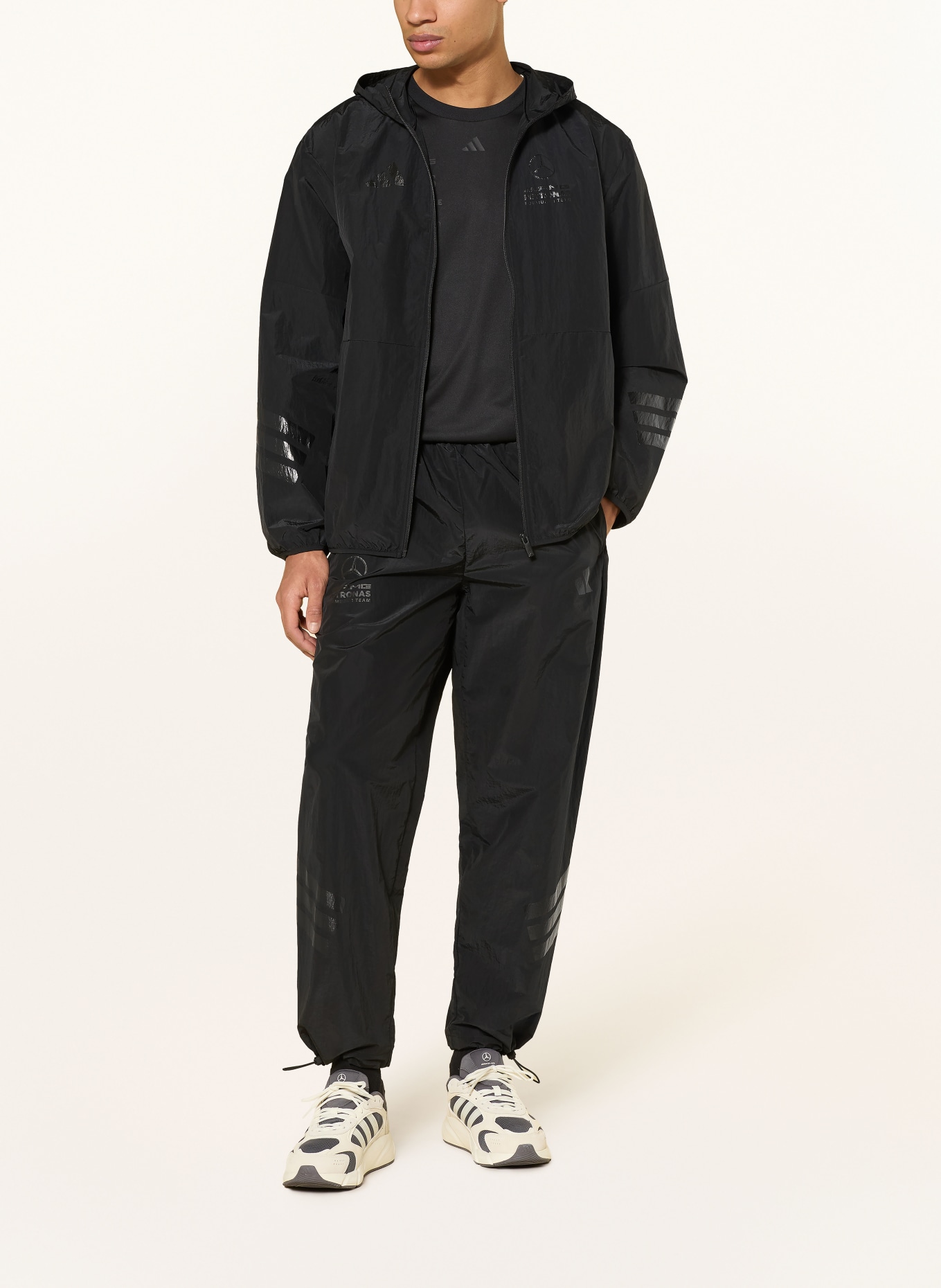 adidas Trainingshose MERCEDES - AMG PETRONAS FORMULA ONE: SCHWARZ