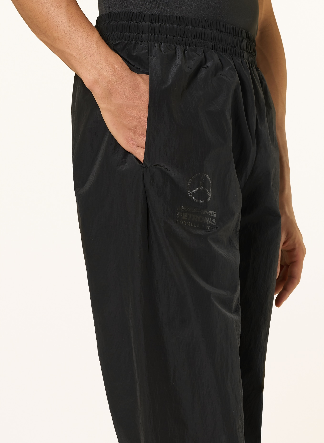 adidas Trainingshose MERCEDES - AMG PETRONAS FORMULA ONE: SCHWARZ