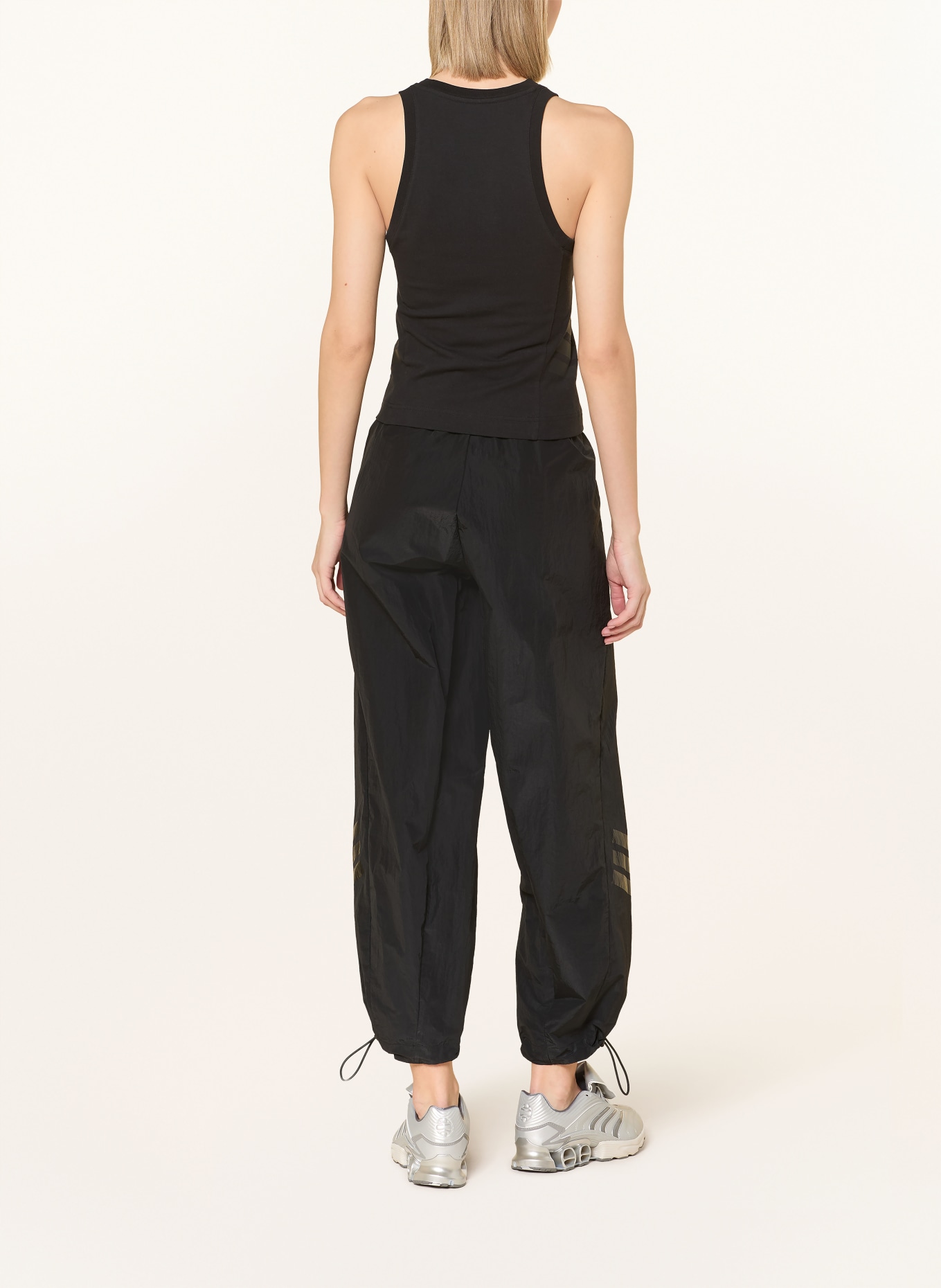 adidas Top MERCEDES-AMG PETRONAS FORMULA ONE TEAM: BLACK