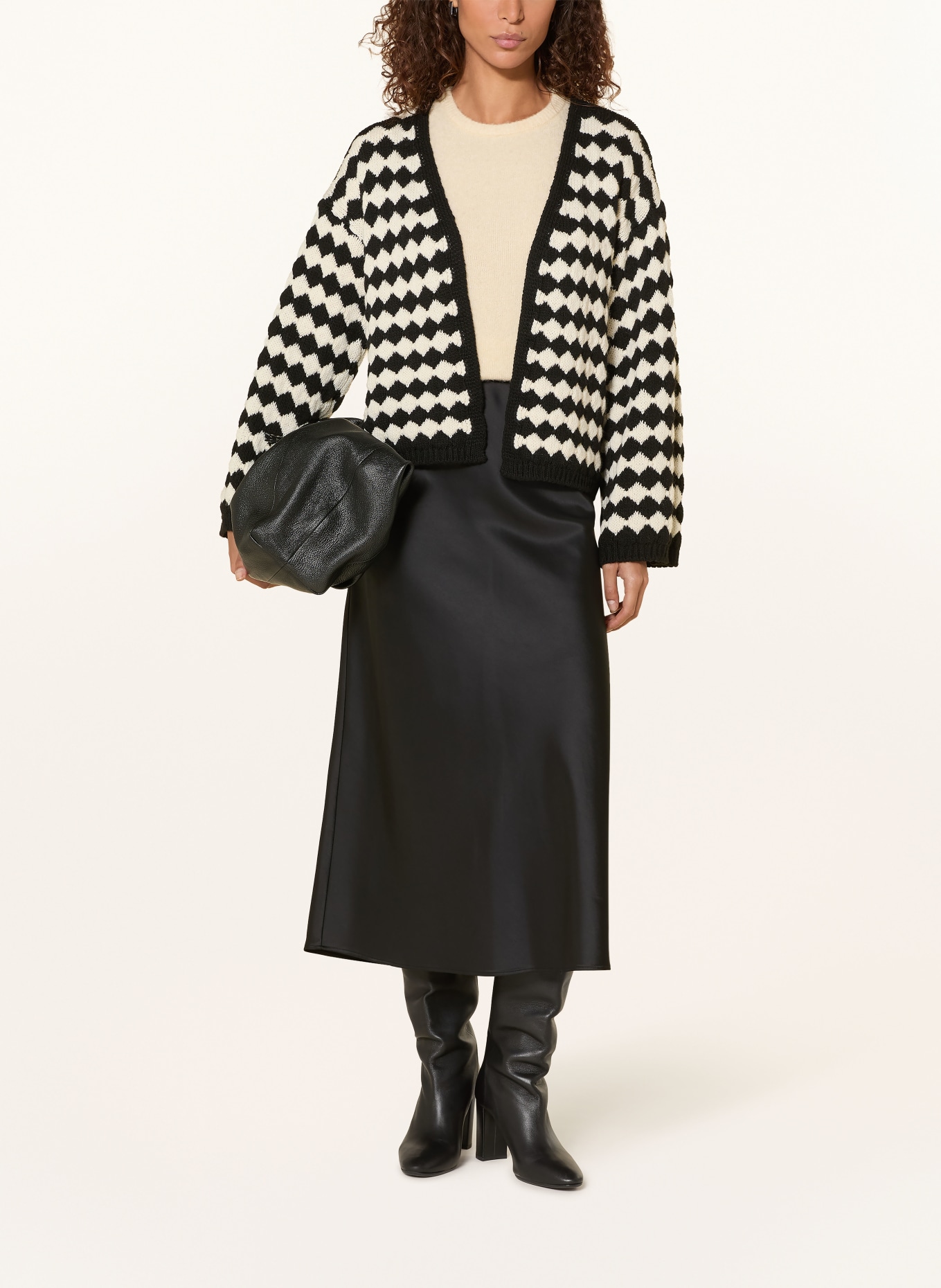 MORE & MORE breihoes: ZWART / WIT