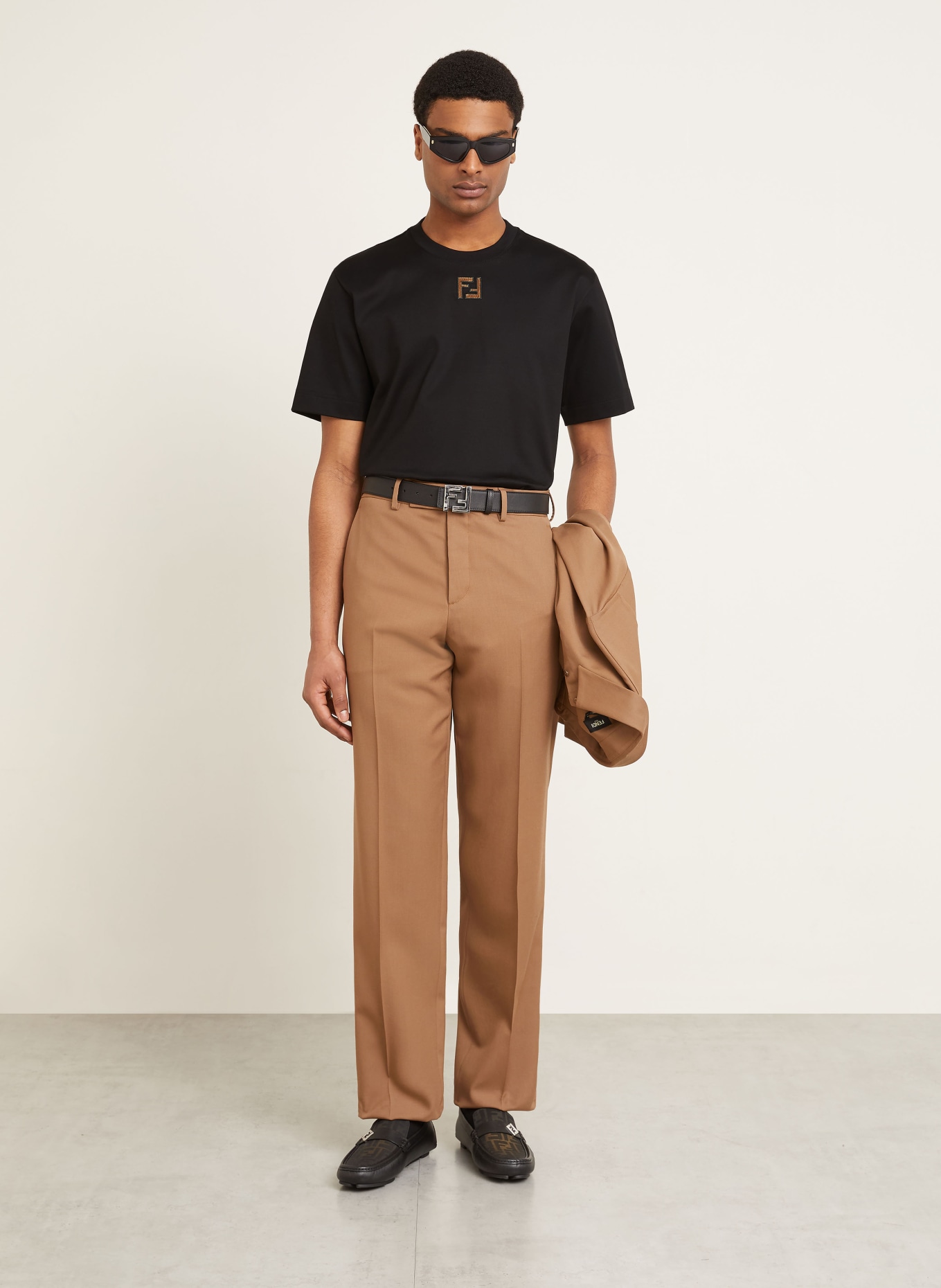 FENDI T-shirt: BLACK