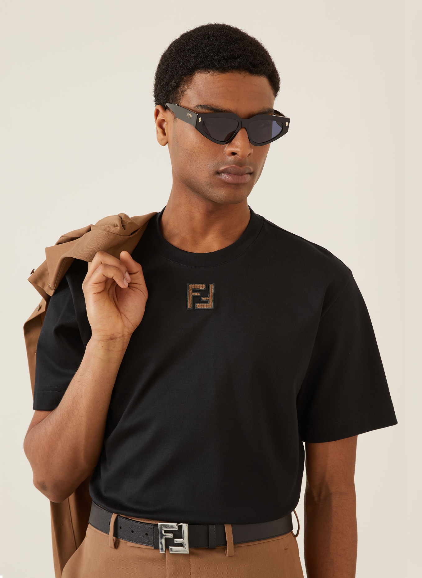 FENDI T-shirt: BLACK