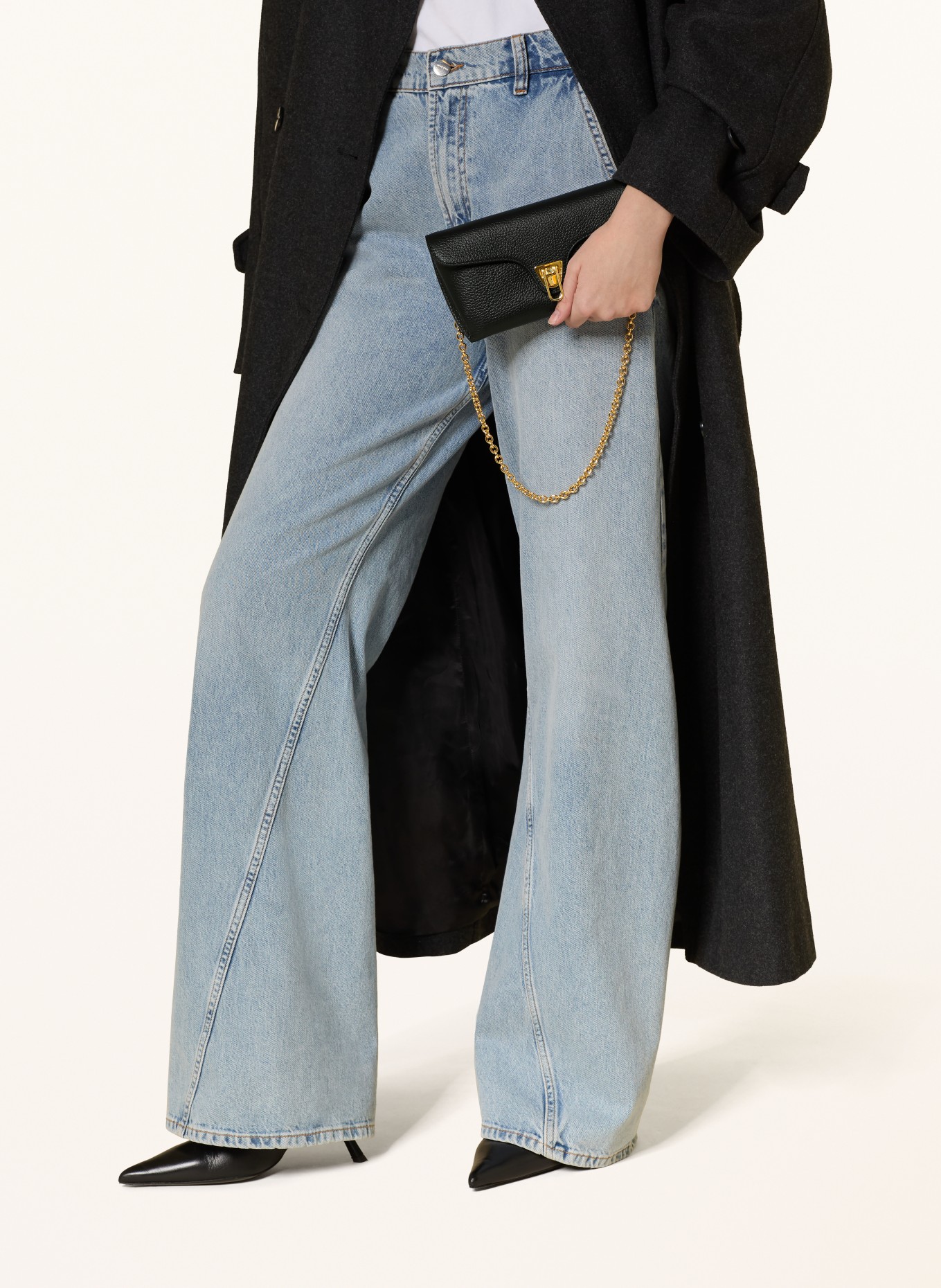 COCCINELLE Schoudertas DOUBLE BEAT: ZWART / GOUD