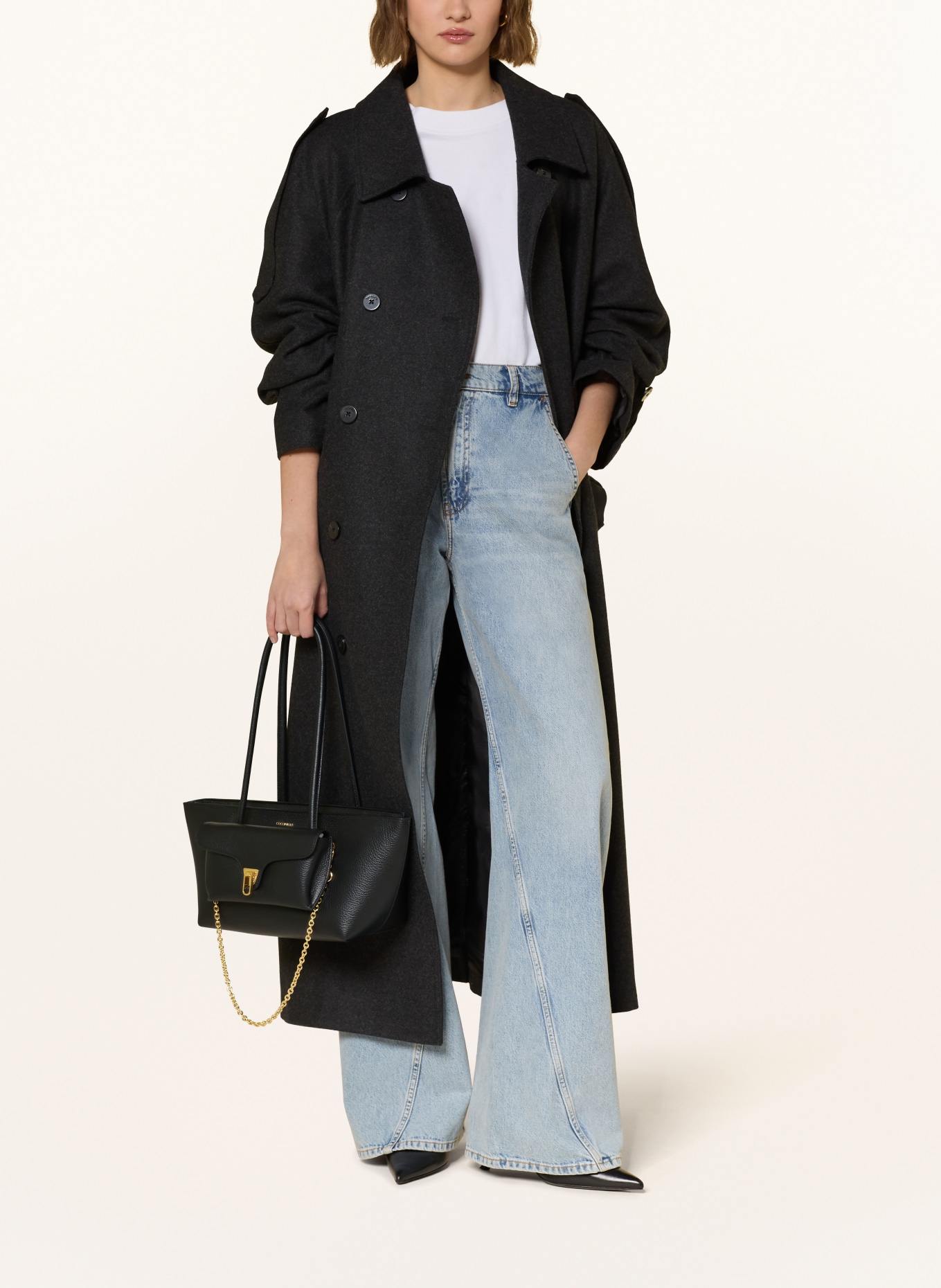 COCCINELLE Schoudertas DOUBLE BEAT: ZWART / GOUD