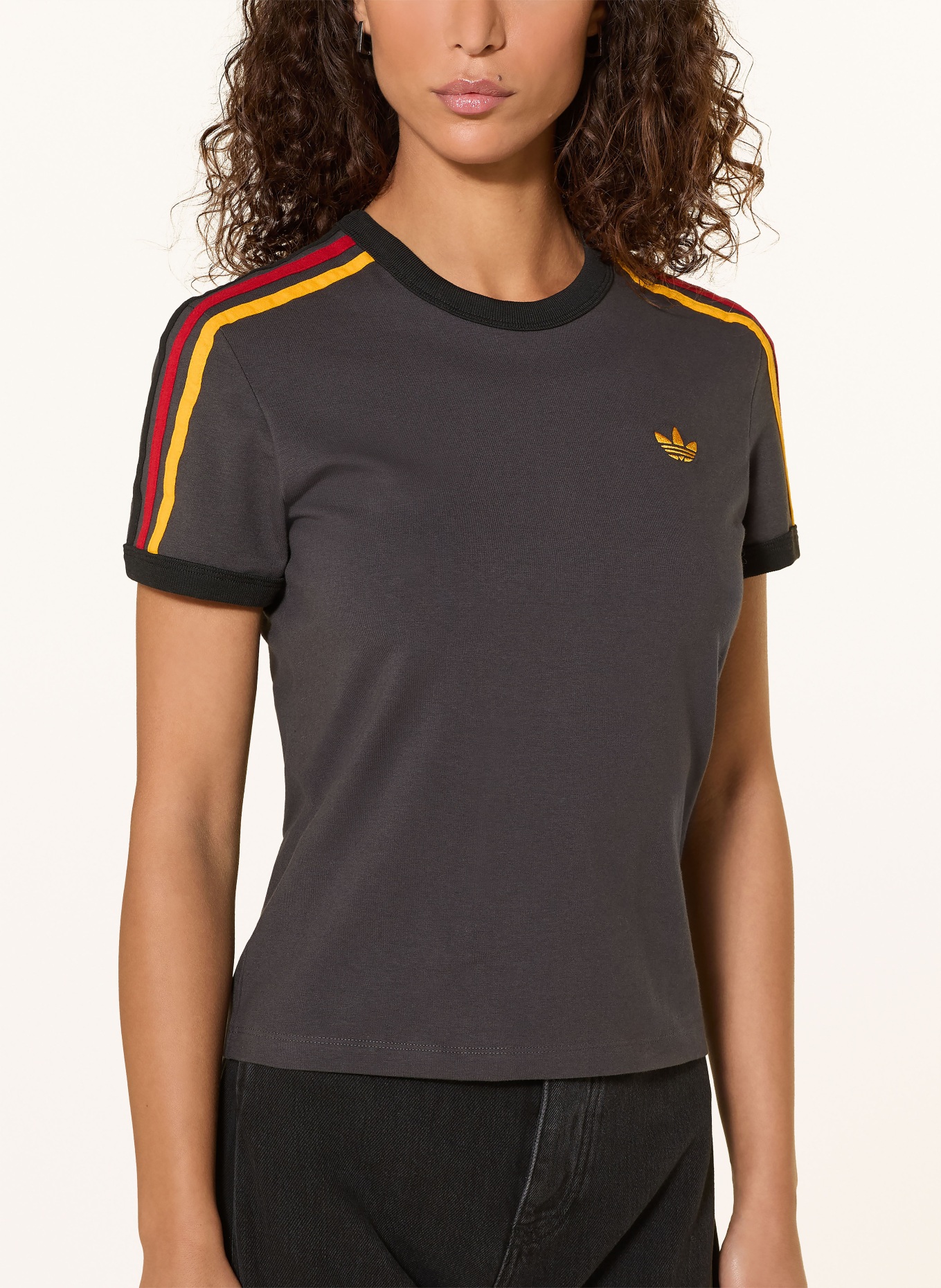 adidas Originals T-Shirt 3-STREIFEN: DUNKELGRAU / ROT / DUNKELGELB