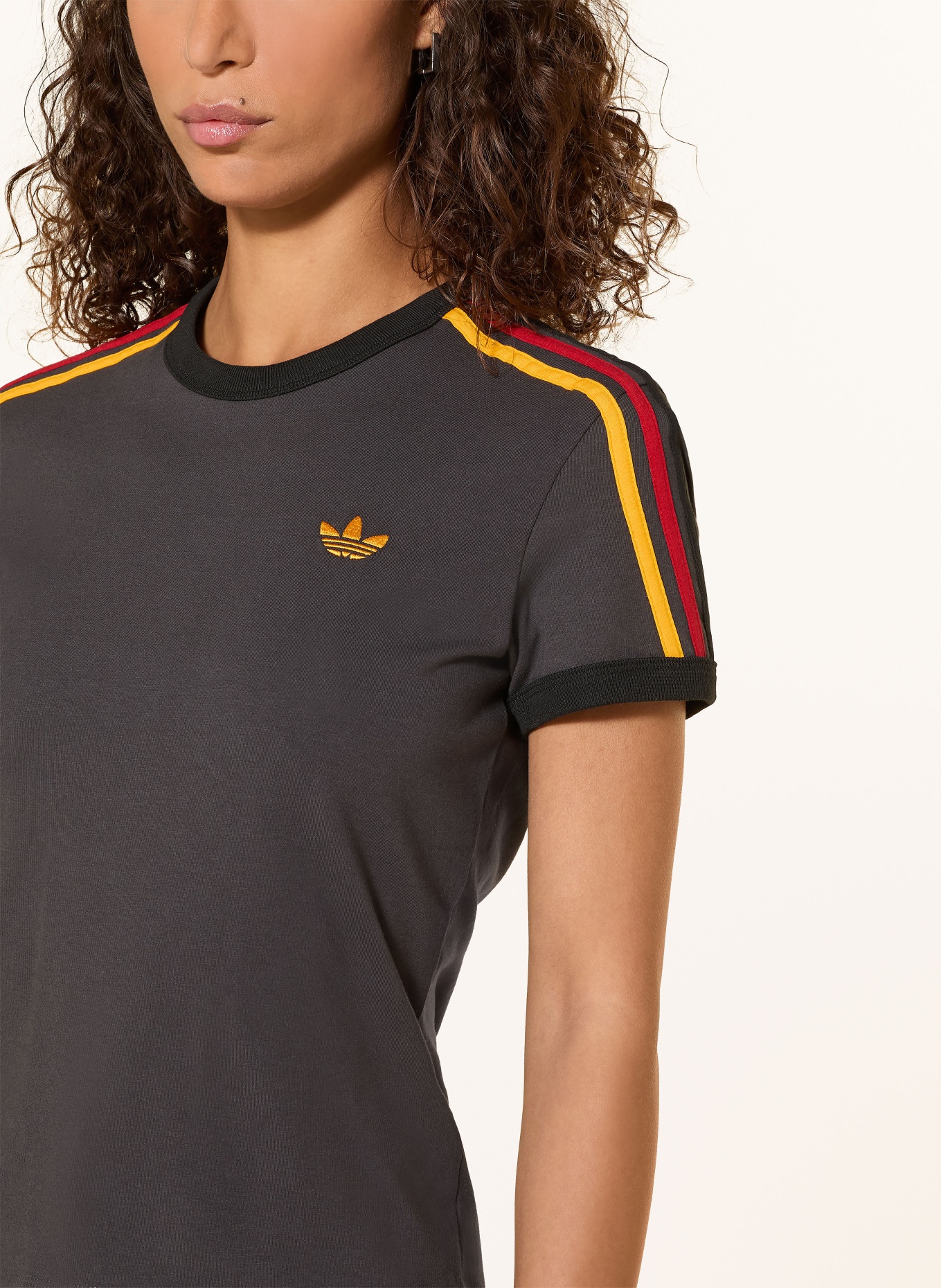 adidas Originals T-Shirt 3-STREIFEN: DUNKELGRAU / ROT / DUNKELGELB