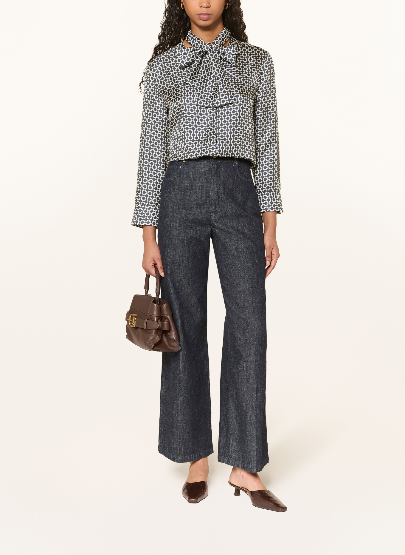 S Max Mara Hedvábná blůza VITTORIA s odnímatelnou mašlí: TMAVĚ MODRÁ / TMAVĚ HNĚDÁ / KRÉMOVÁ