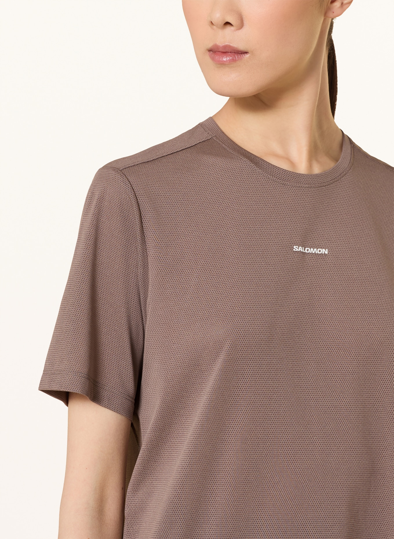 SALOMON SHAKEOUT CORE running shirt: TAUPE