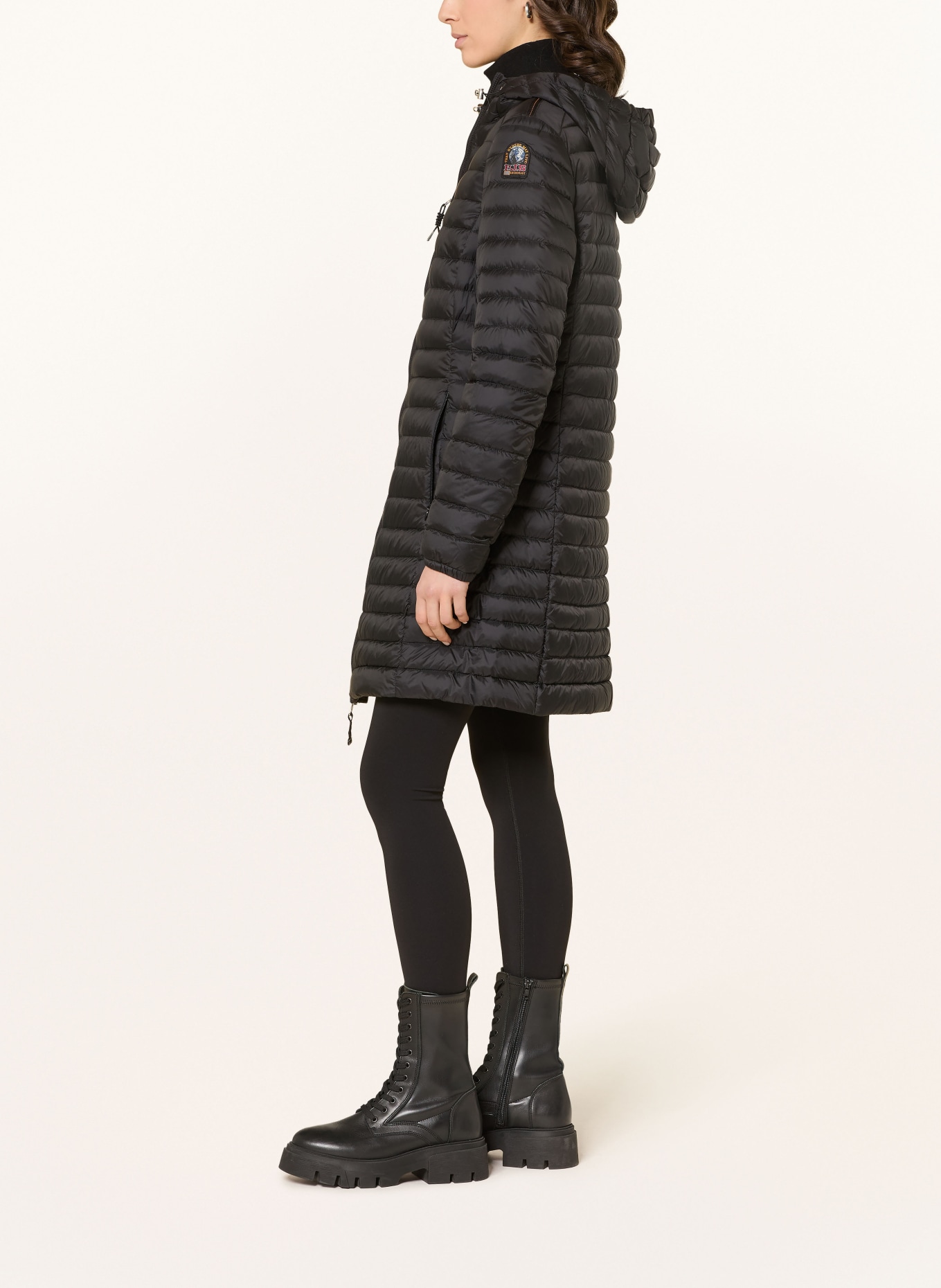 PARAJUMPERS Lehký péřový kabát MEREDITH: ČERNÁ