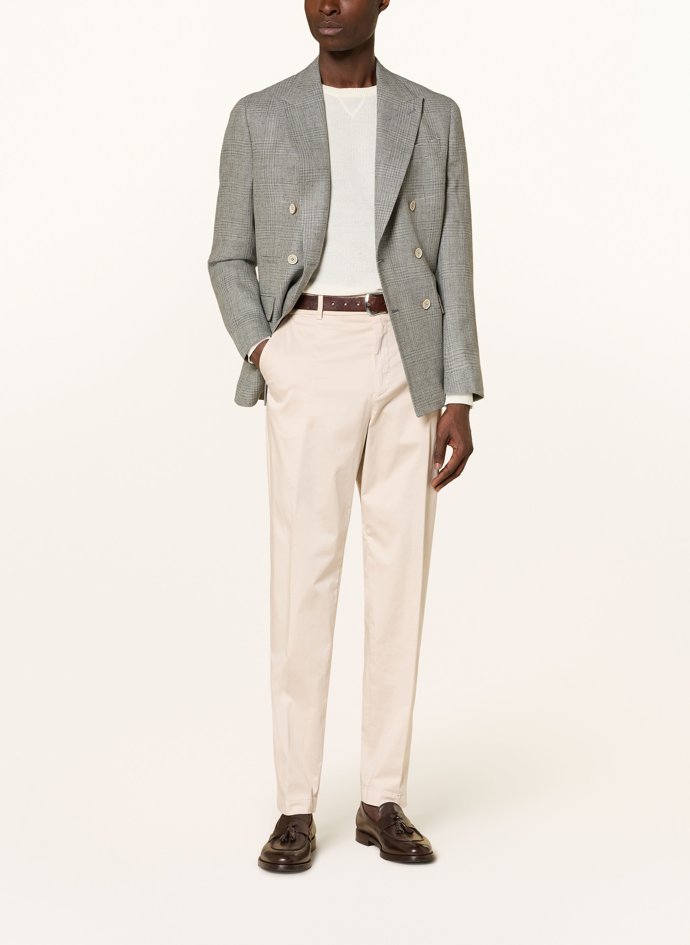 eleventy Extra slim fit chino pants: BEIGE