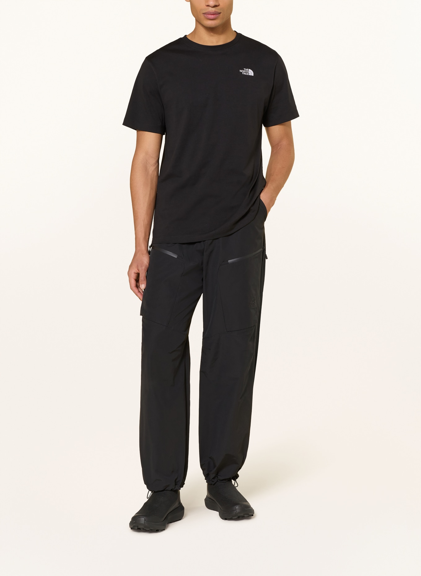 THE NORTH FACE Tričko EVOLUTION SIMPLE DOME: ČERNÁ