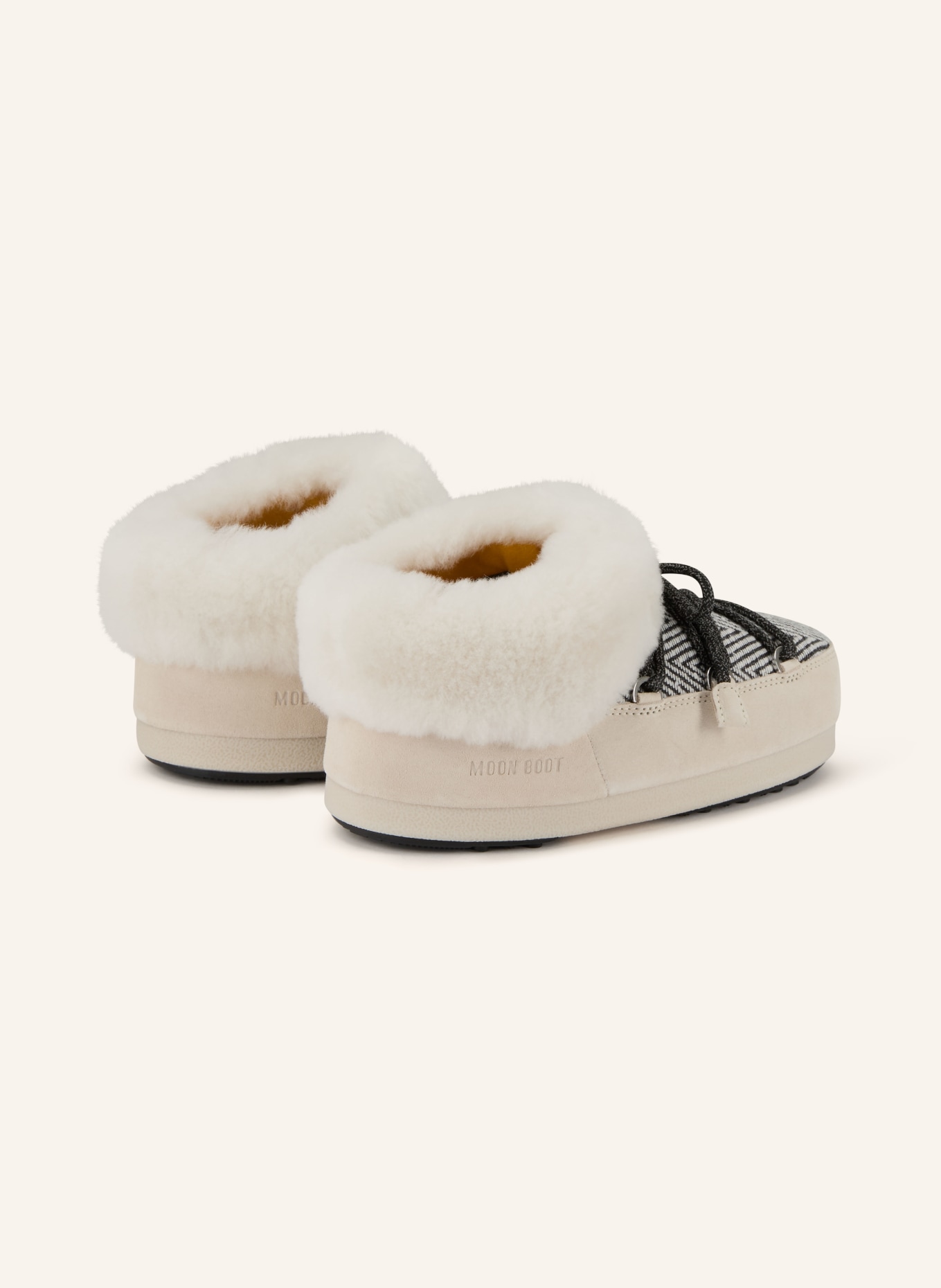 MOON BOOT Buty Moon Boots MOON BOOT X GUEST IN RESIDENCE EVX CHALET z sztucznym futrem: KREMOWY / CZARNY