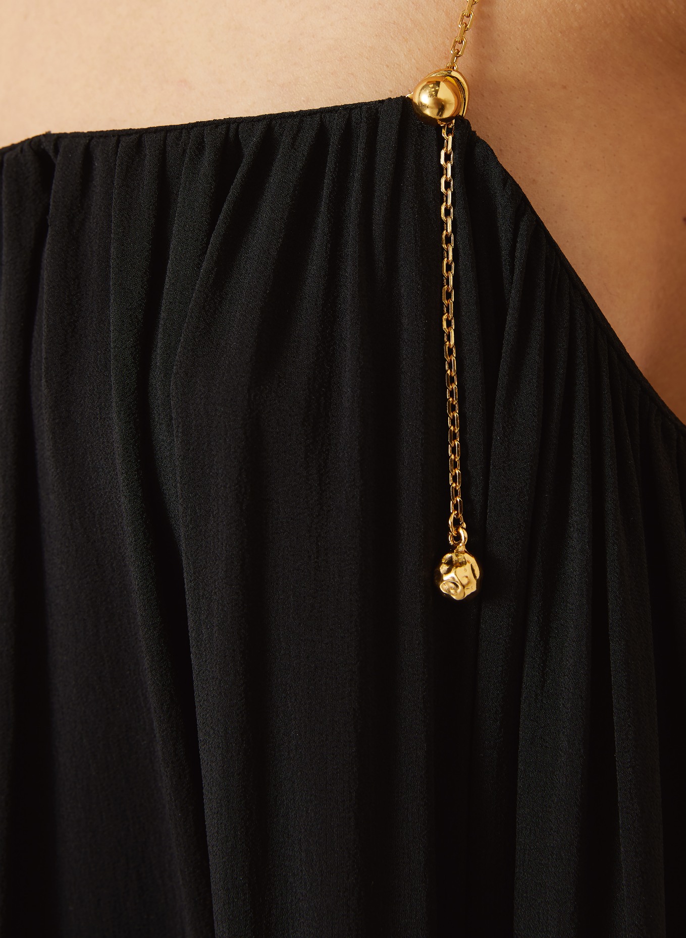 Chloé Seidenkleid mit Volants: SCHWARZ / GOLD