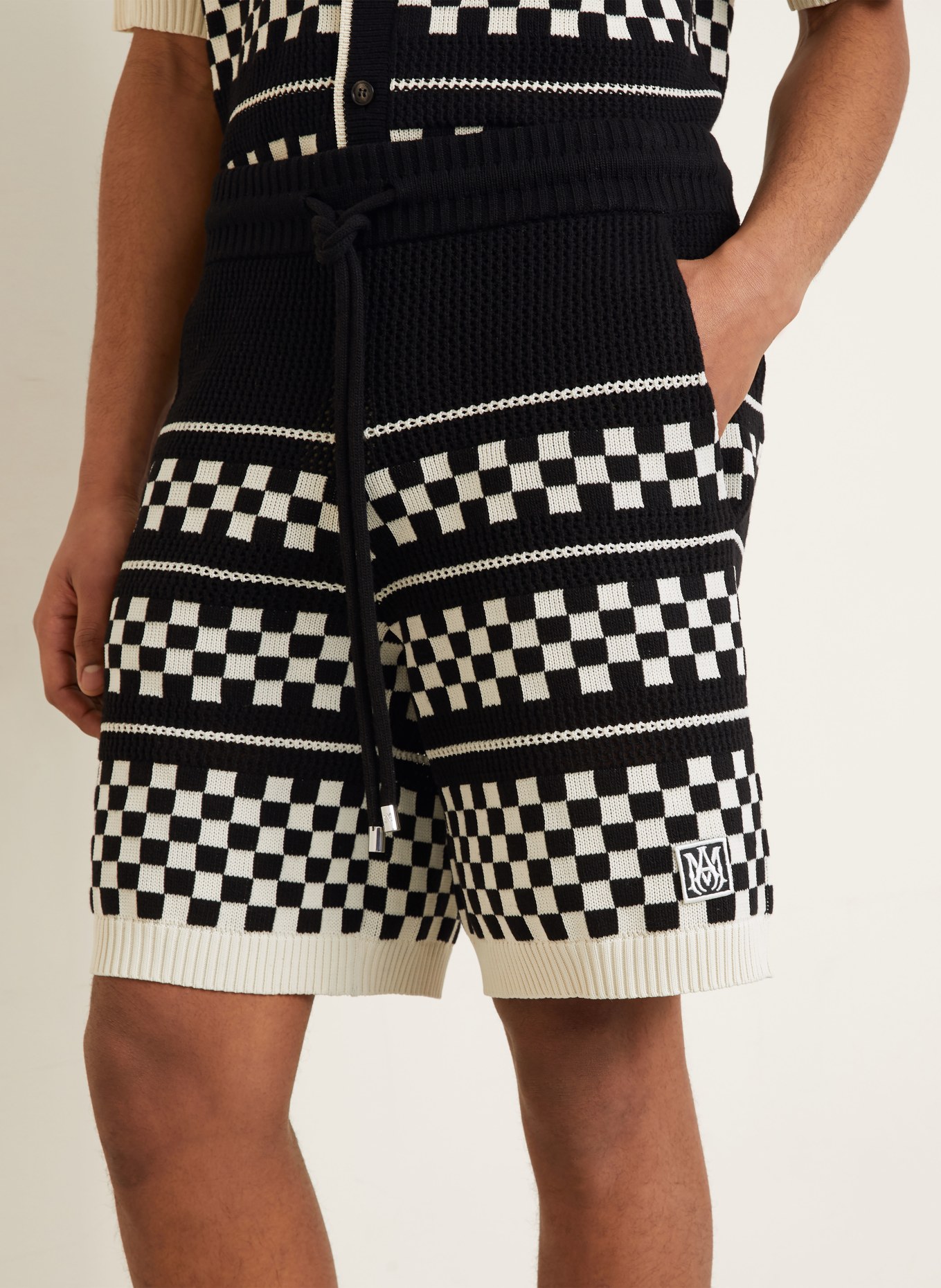 AMIRI knitted shorts: BLACK / ECRU