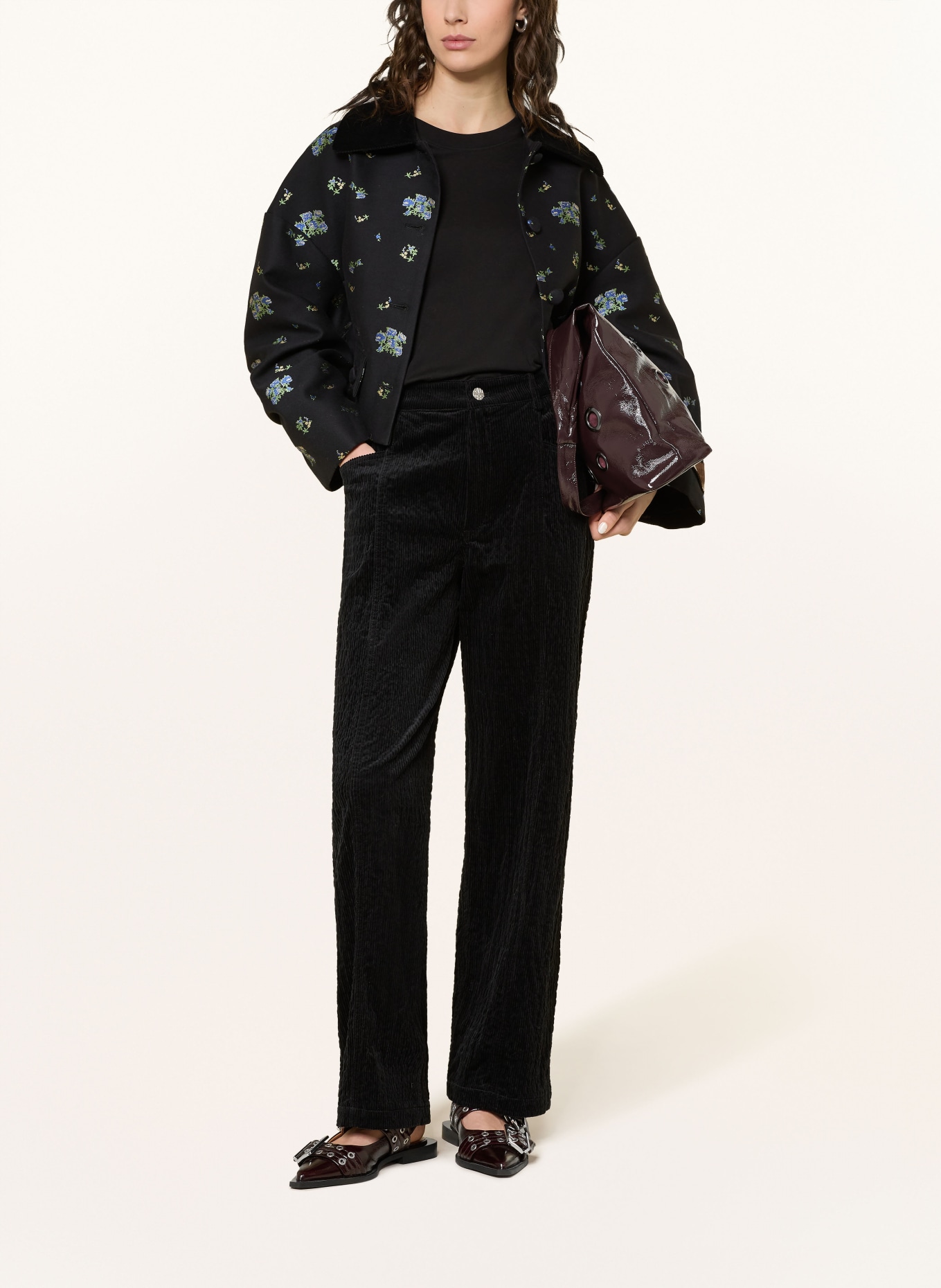 BAUM UND PFERDGARTEN Sametové kalhoty NARA: ČERNÁ